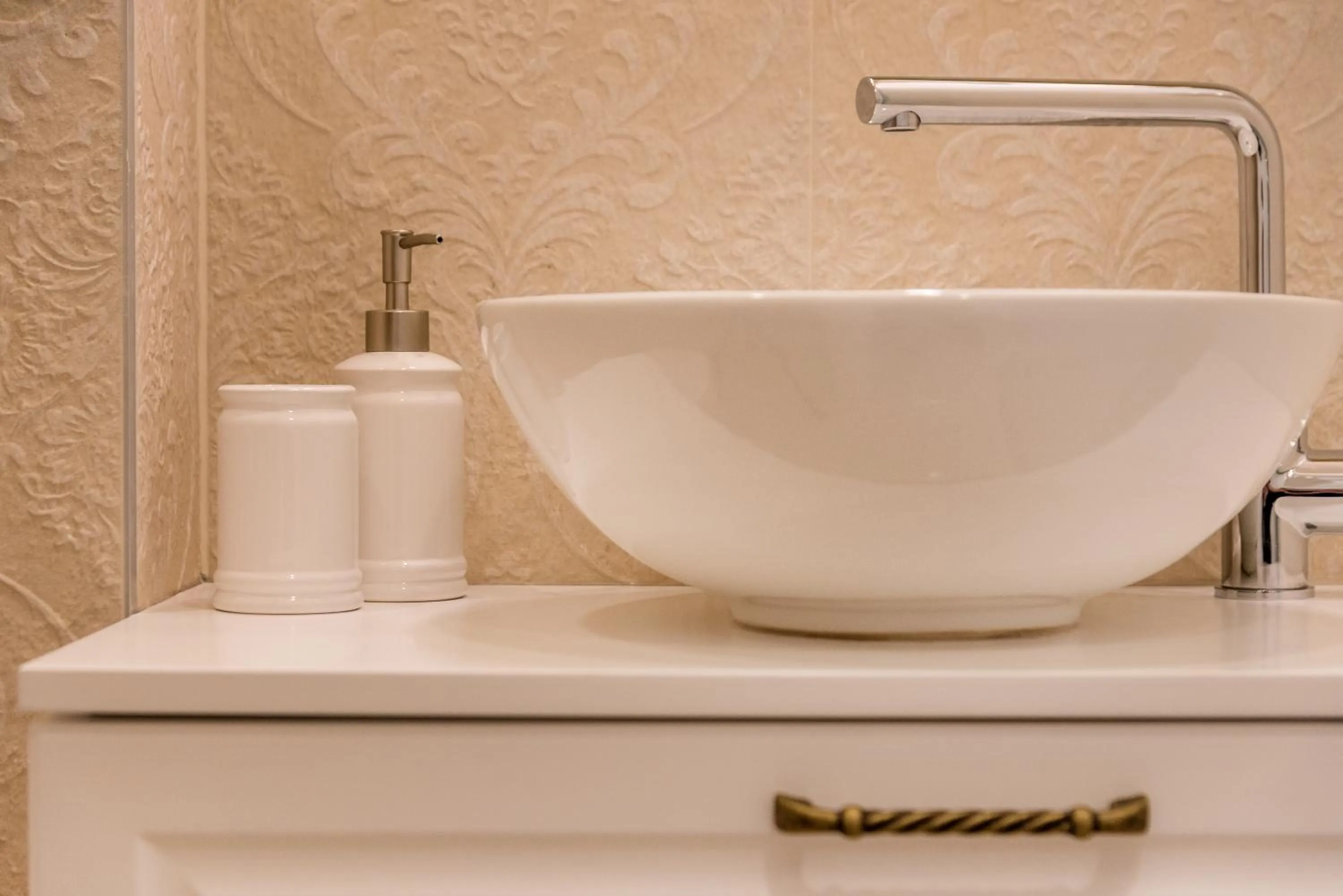 Bathroom in Jupiter Lux Rooms