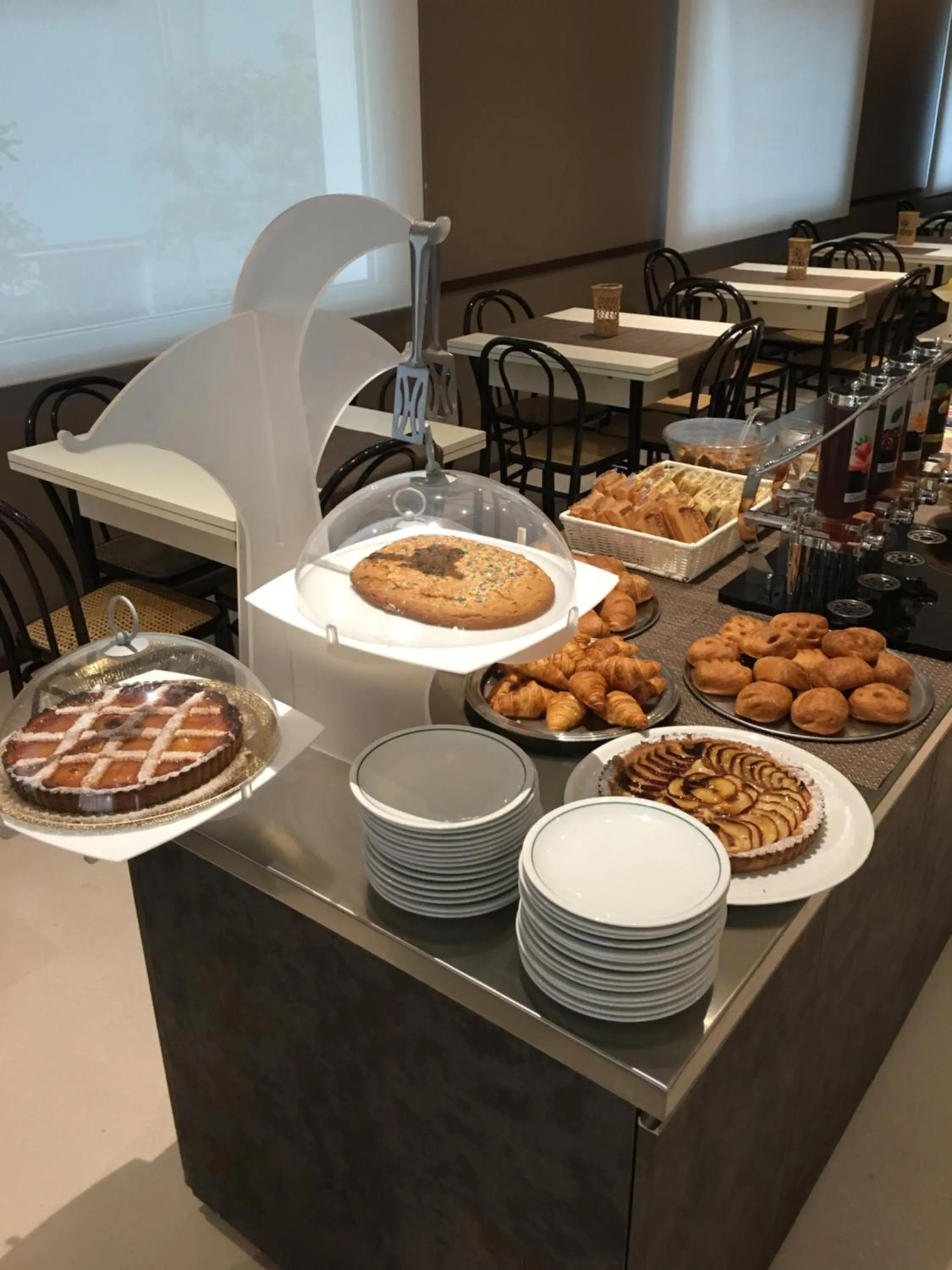 Restaurant/places to eat in Hotel Ricci