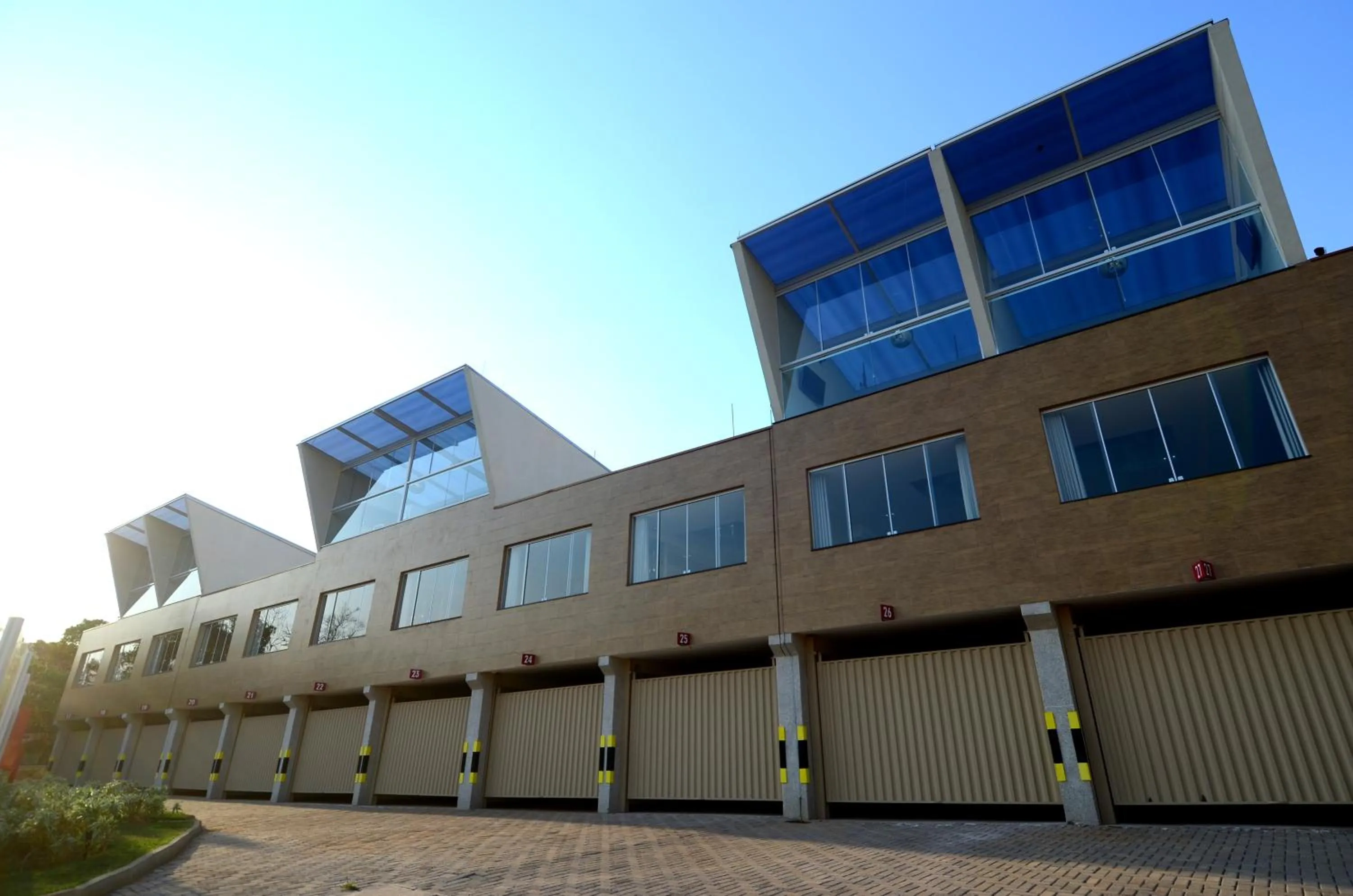 Facade/entrance in Le Ville