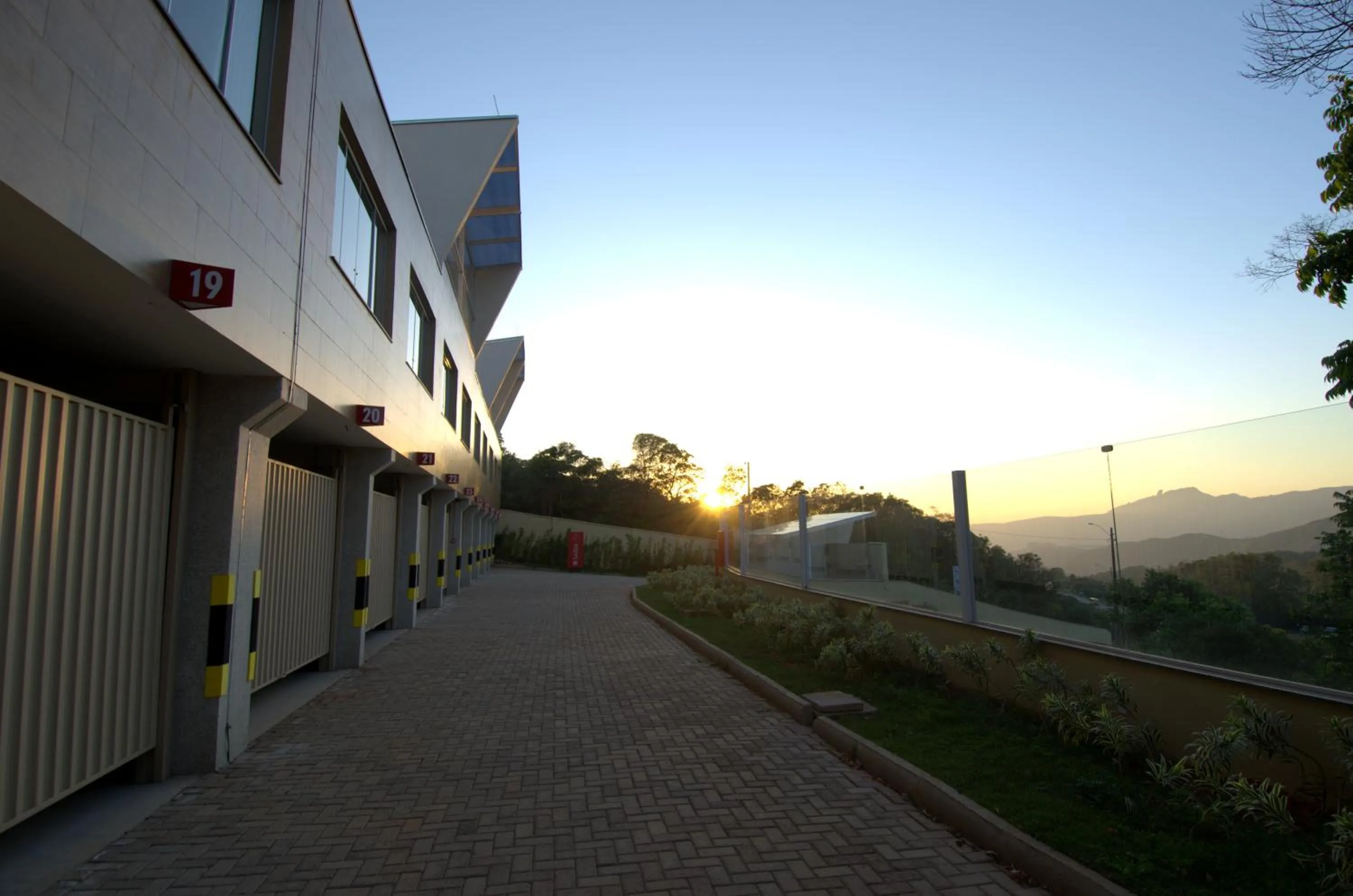 Property building in Le Ville