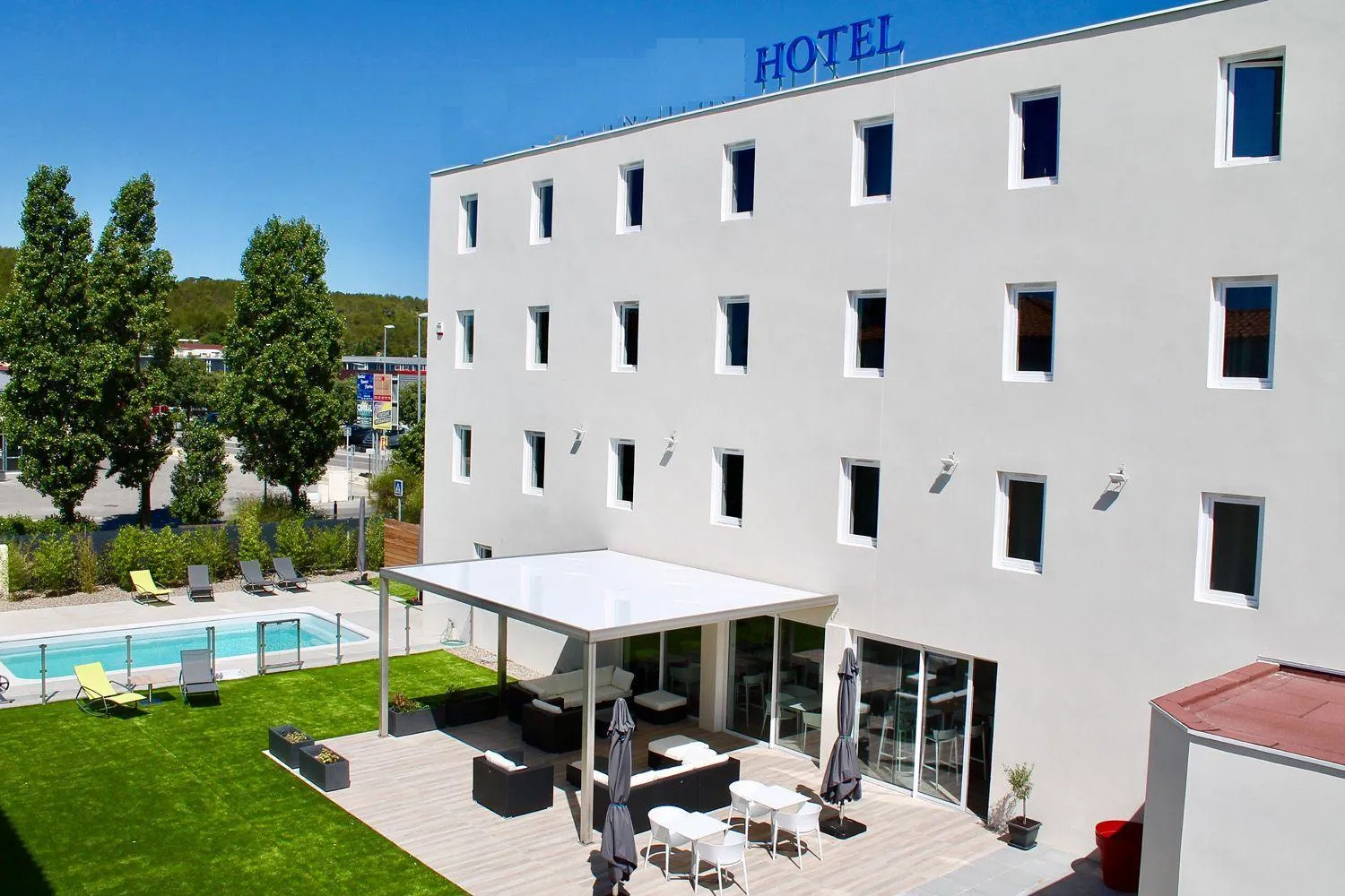 Property building in Brit Hotel Martigues Nord