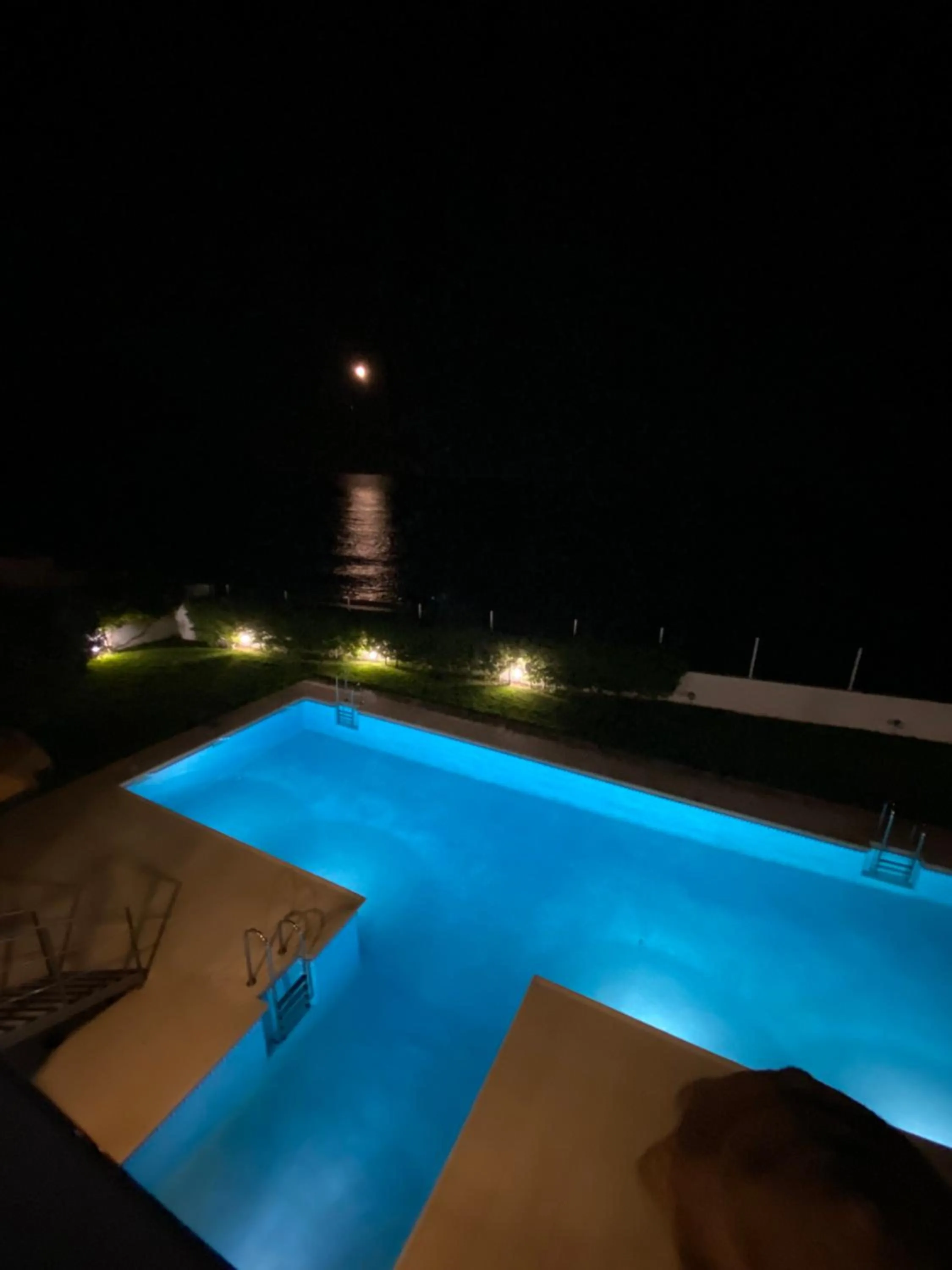 Night in Apartamento Nautilus Beach