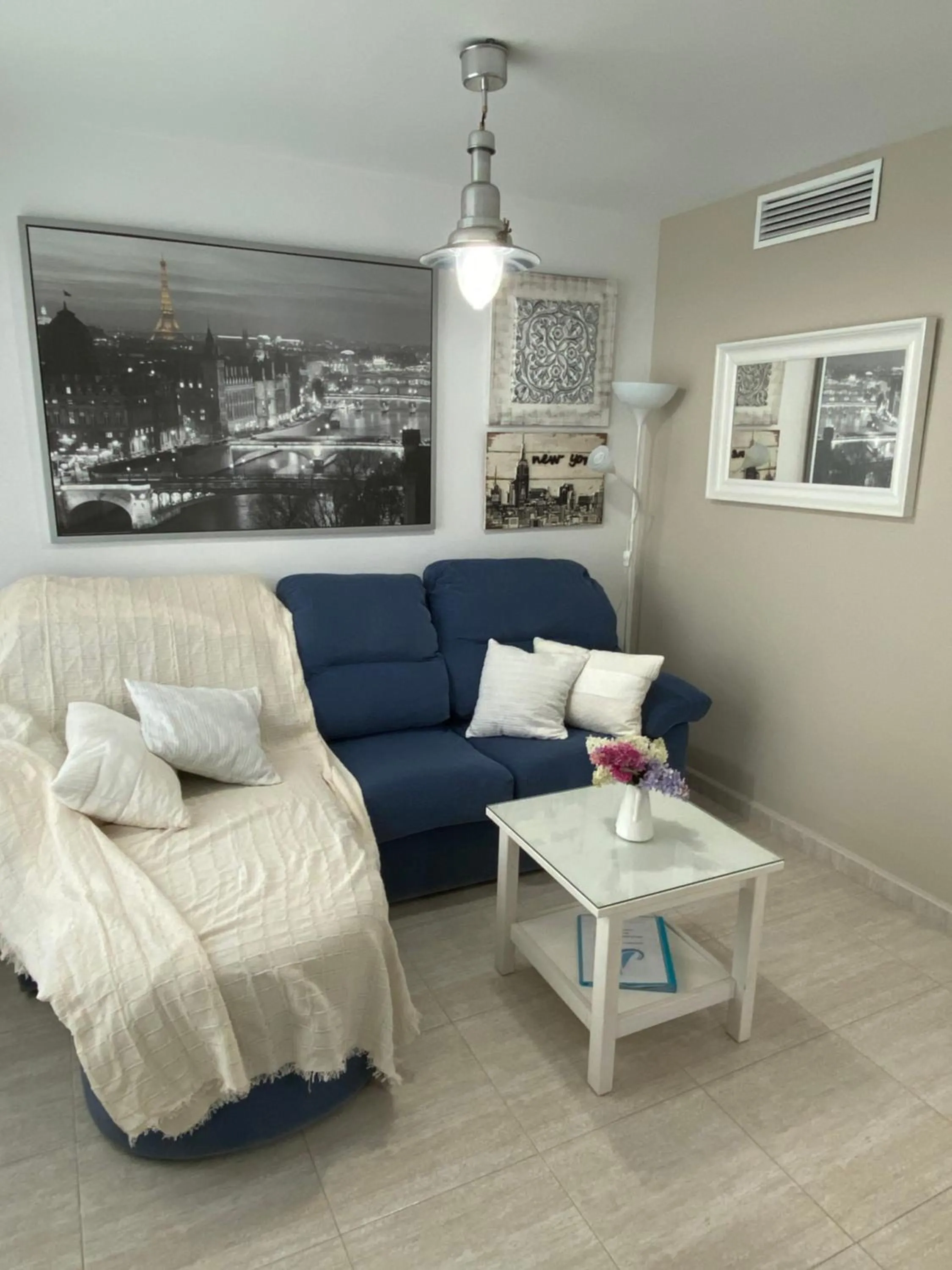 Living room, Bed in Apartamento Nautilus Beach