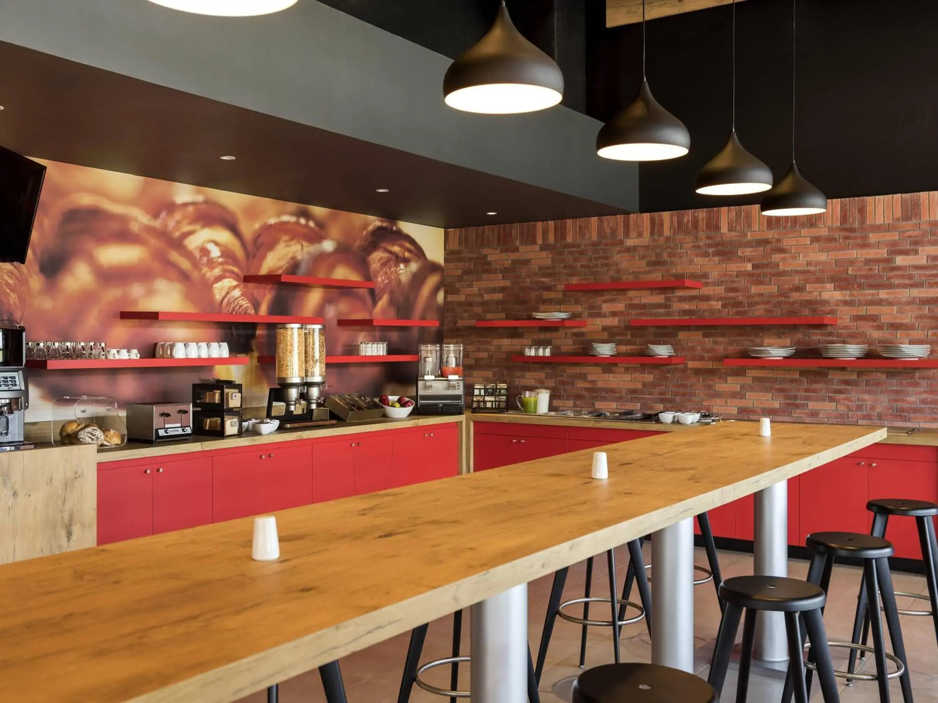 Restaurant/places to eat in Ibis Irapuato Restaurant/places to eat in Ibis Irapuato