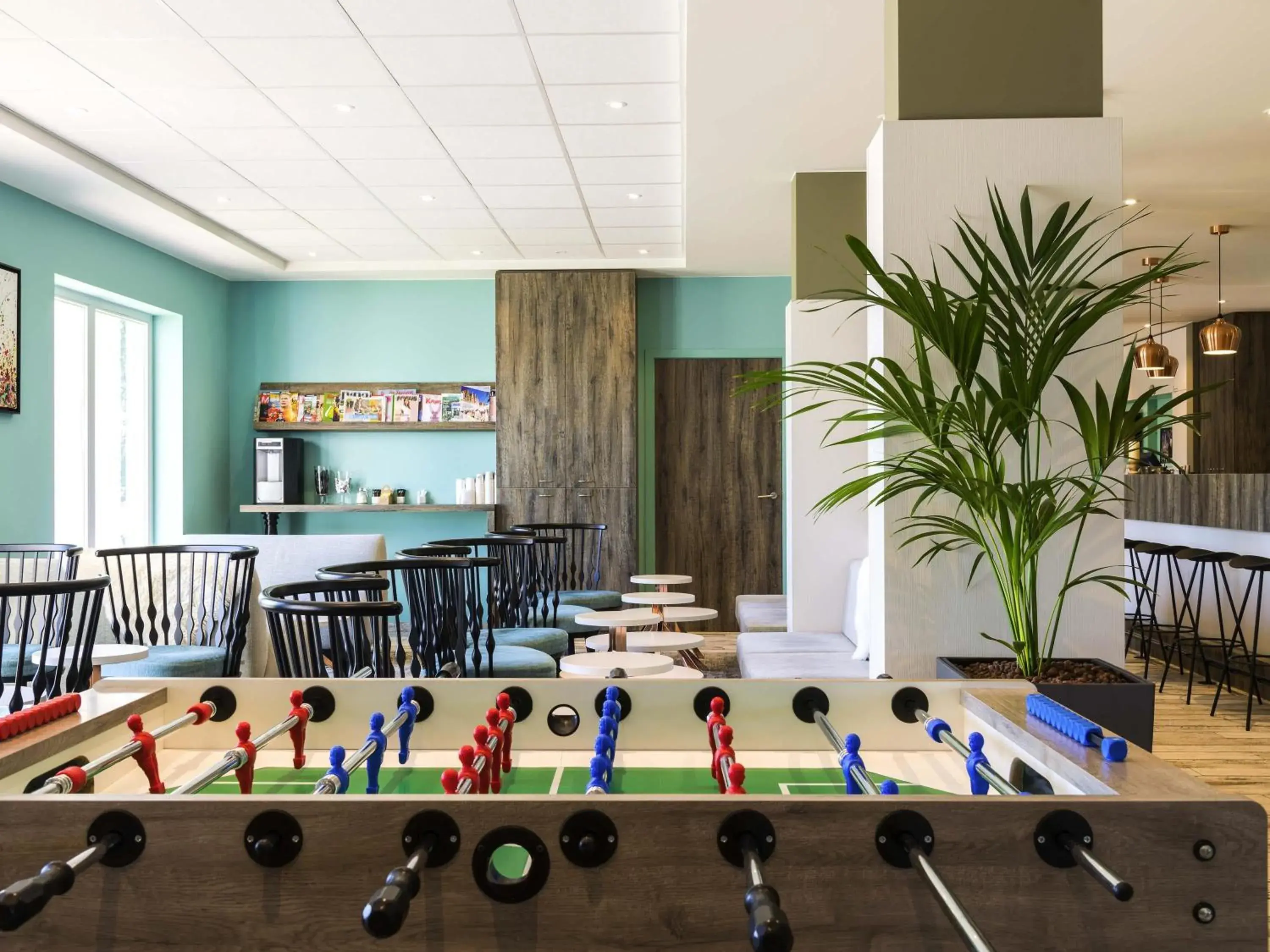 Lounge or bar in ibis Styles Nieuwpoort Lounge or bar in ibis Styles Nieuwpoort