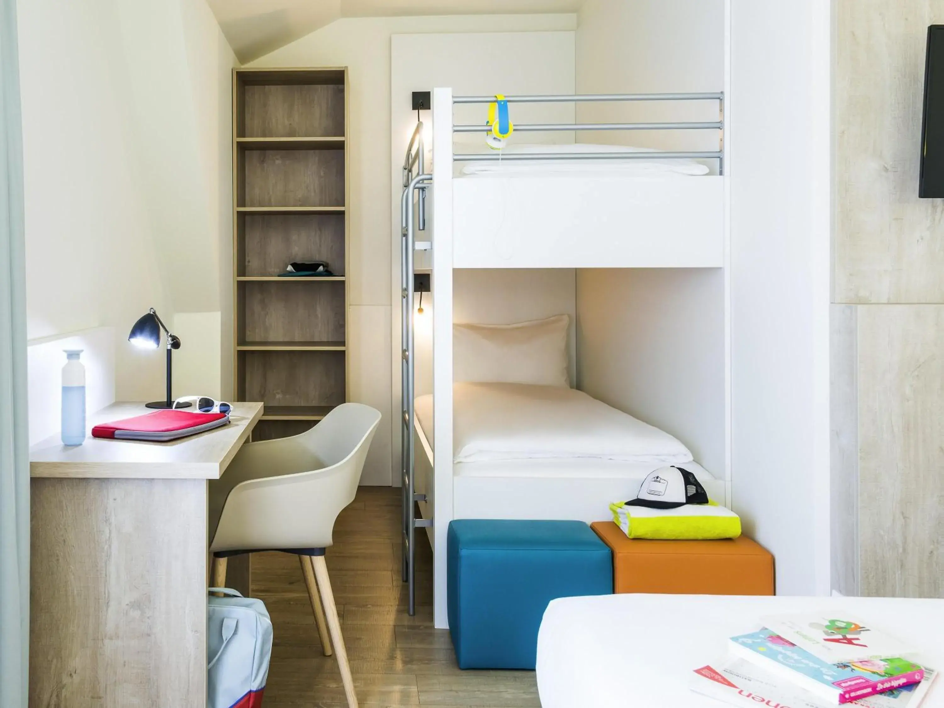 Bedroom, Bed in ibis Styles Nieuwpoort Bedroom, Bed in ibis Styles Nieuwpoort