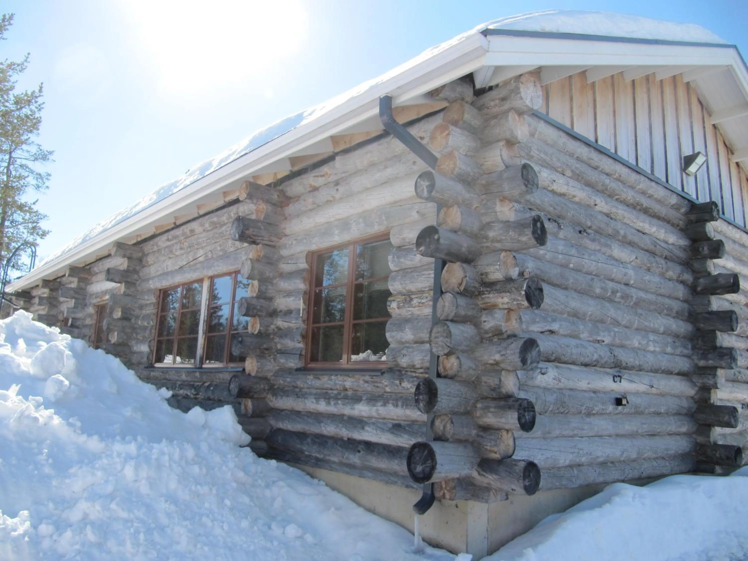 Property building in Lapin Kutsu Log Cabins