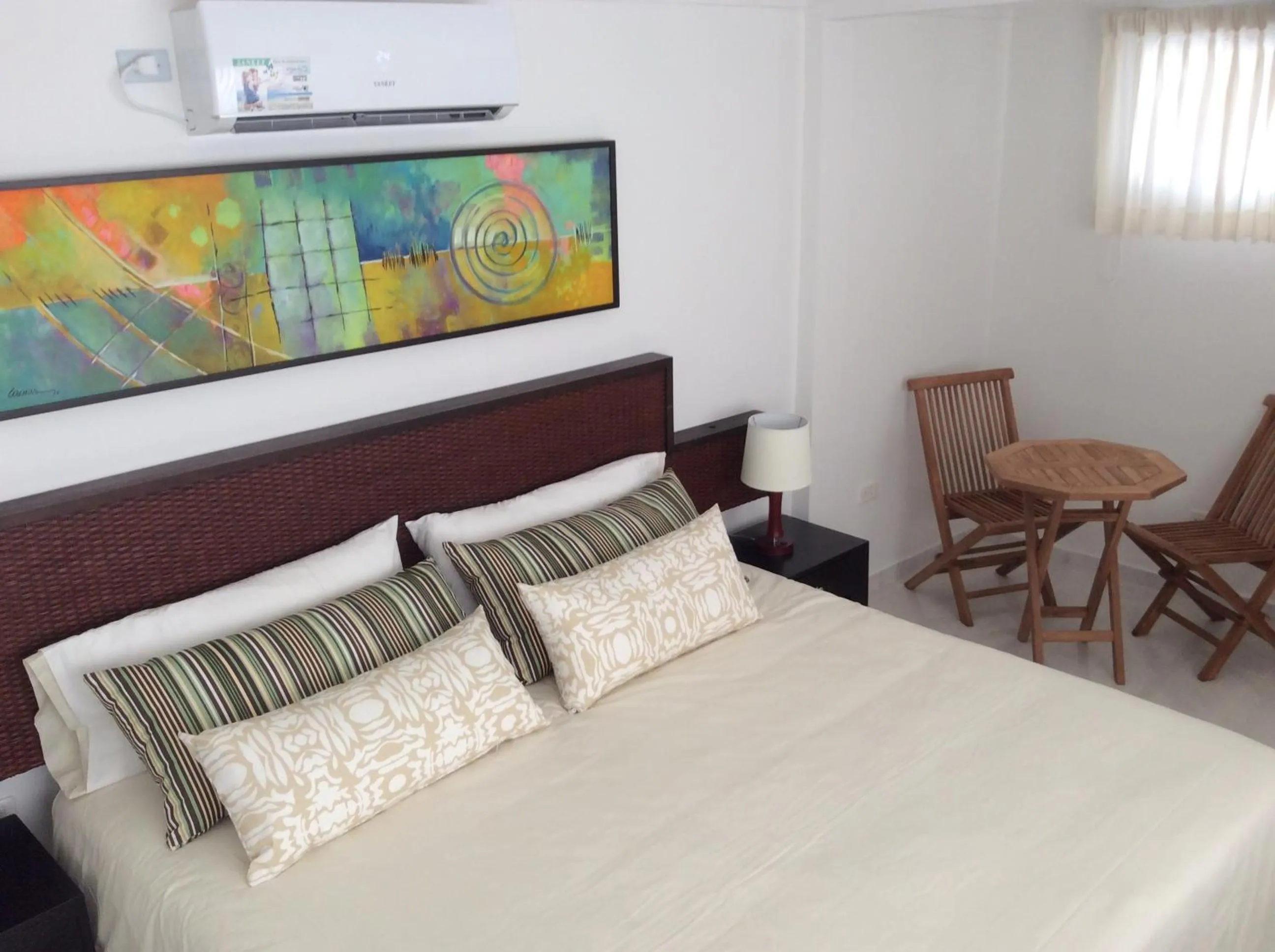 Photo of the whole room, Bed in Red Ground Village