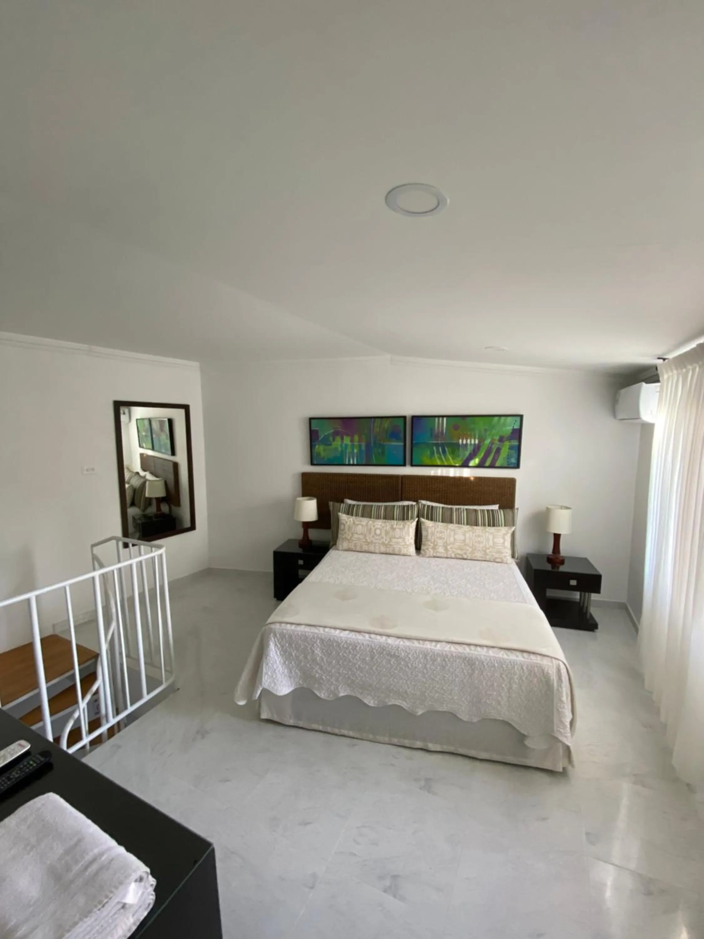 Bedroom, Bed in Red Ground Village