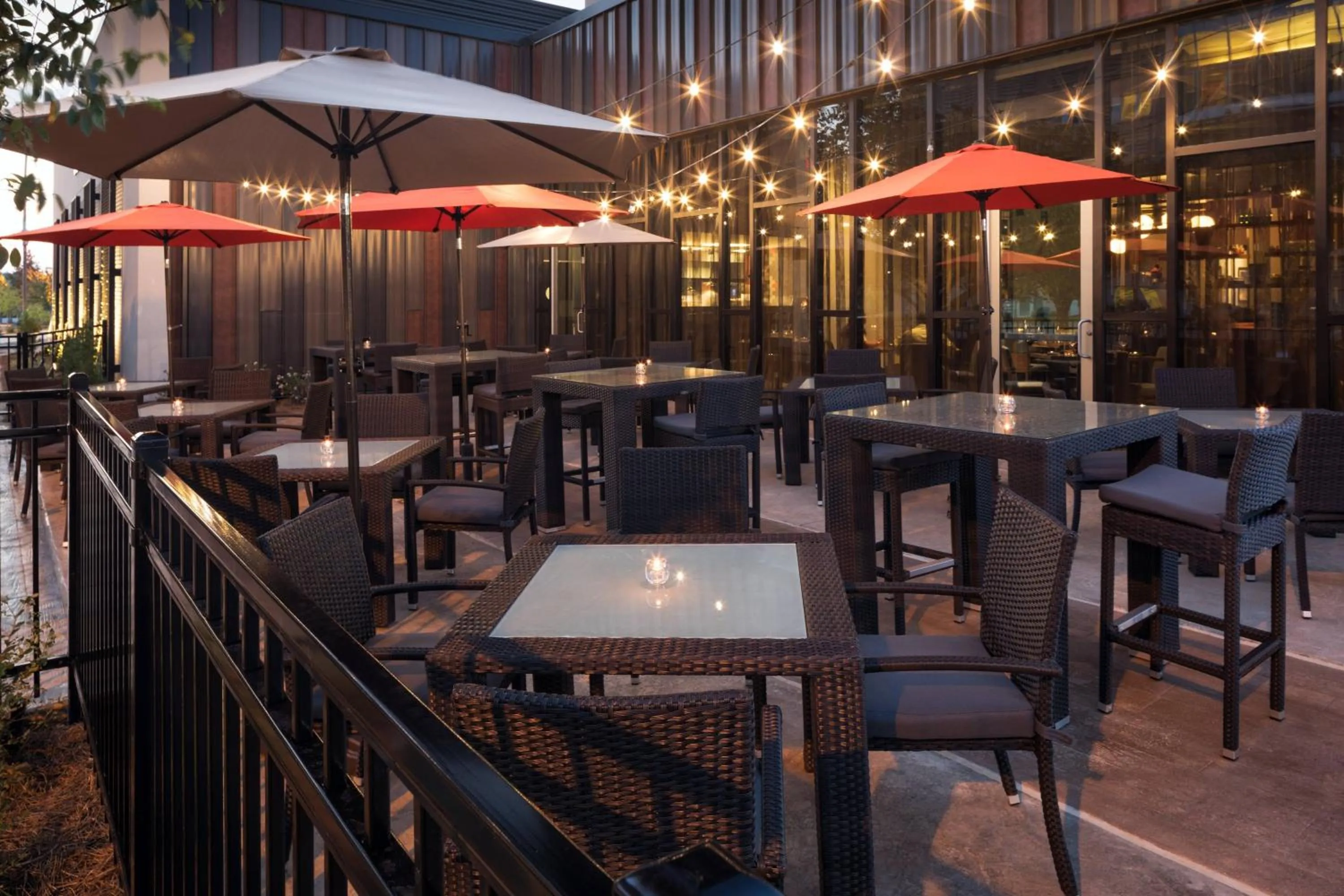 Lounge or bar in The Westin Jackson