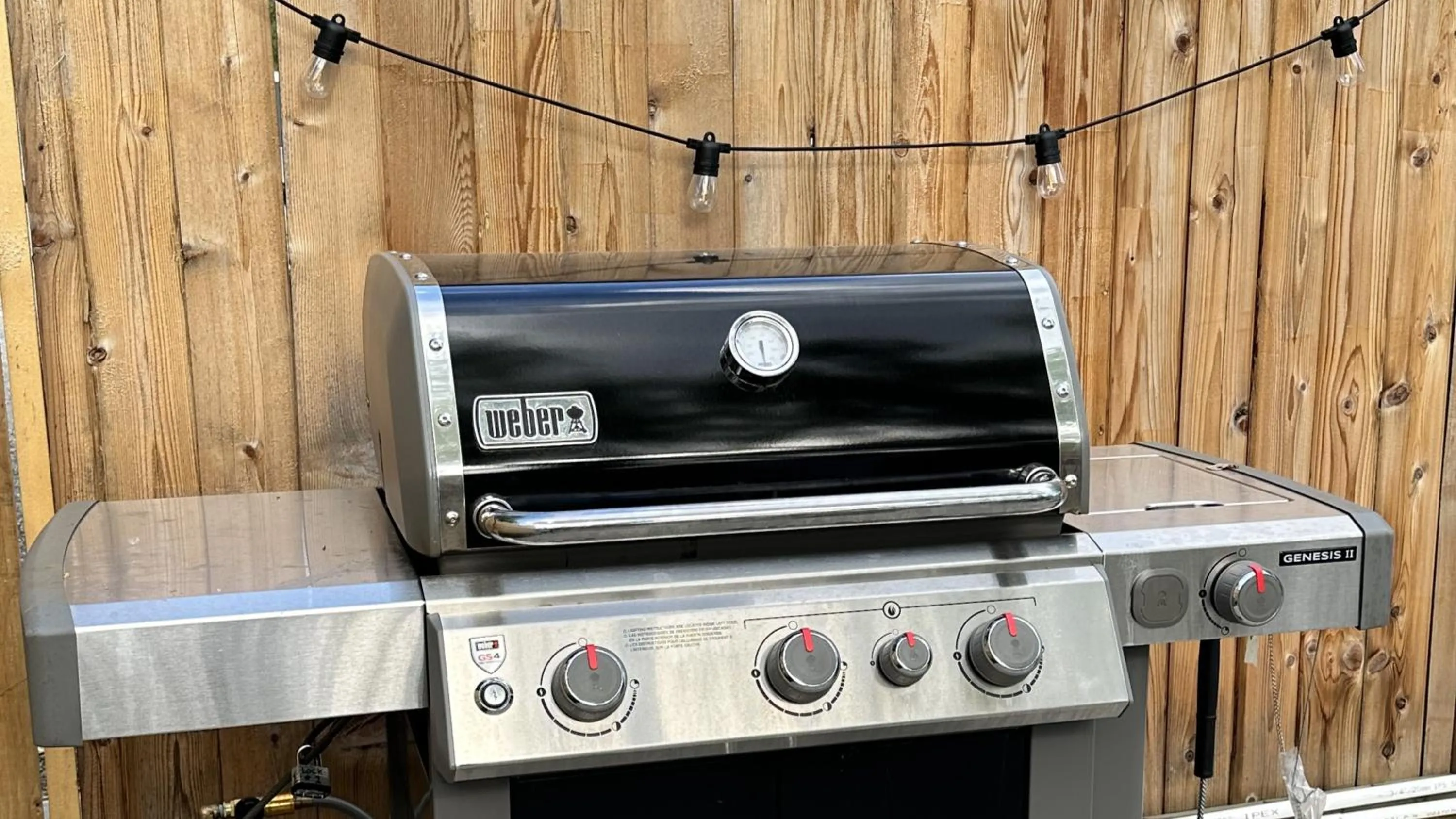 BBQ facilities in Lakeside Villa & Nordic Spa