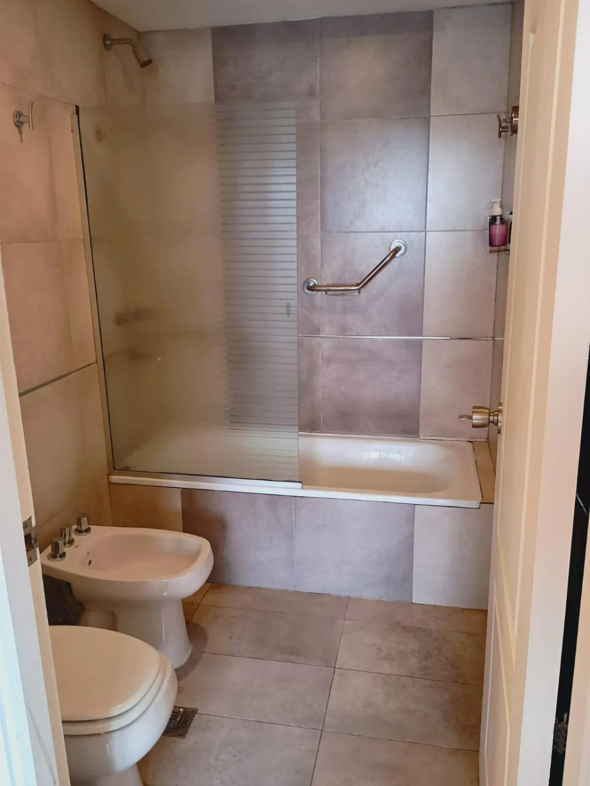 Shower in Links Apart Hotel