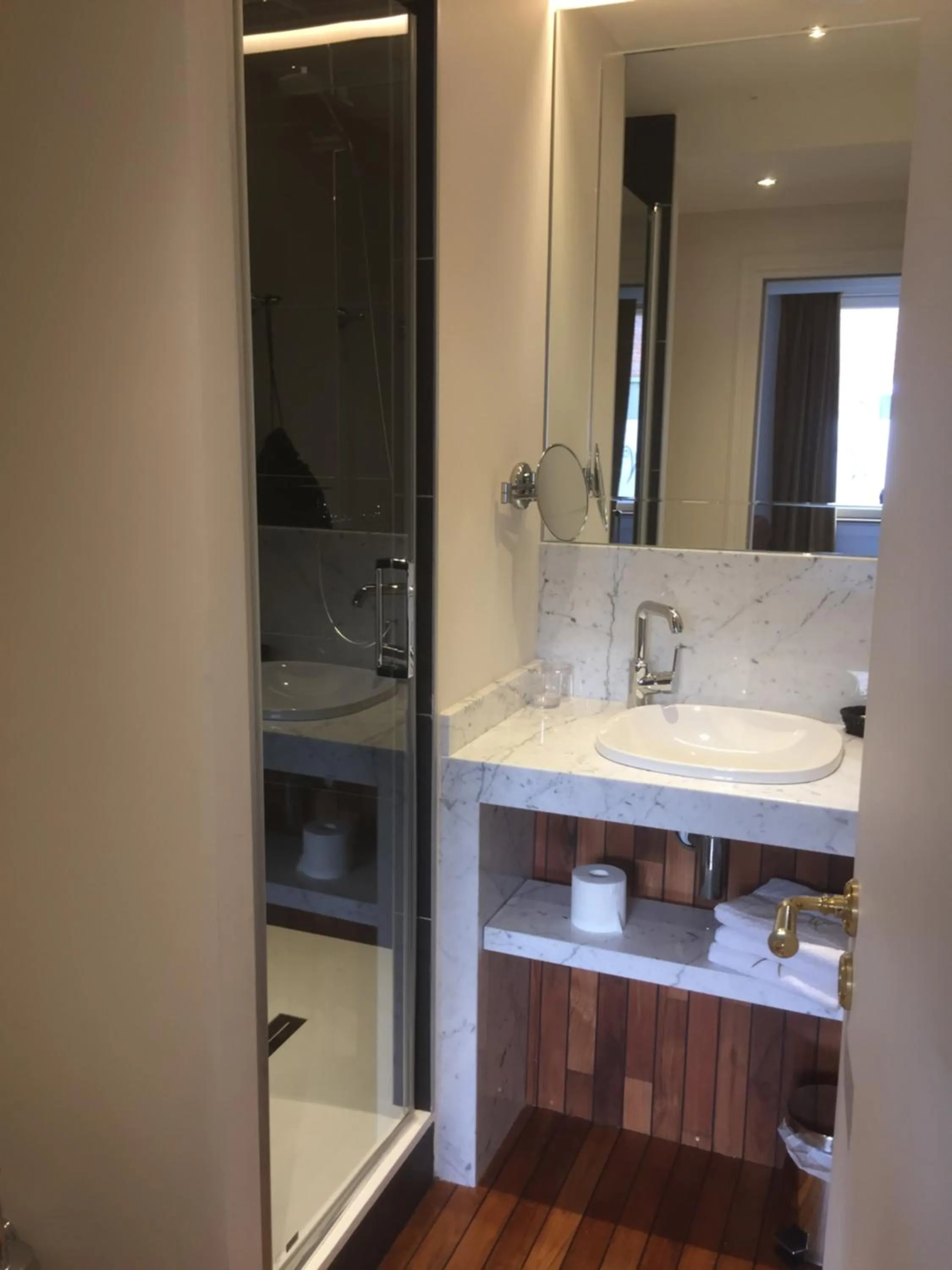 Bathroom in Les chambres du Waterzooi