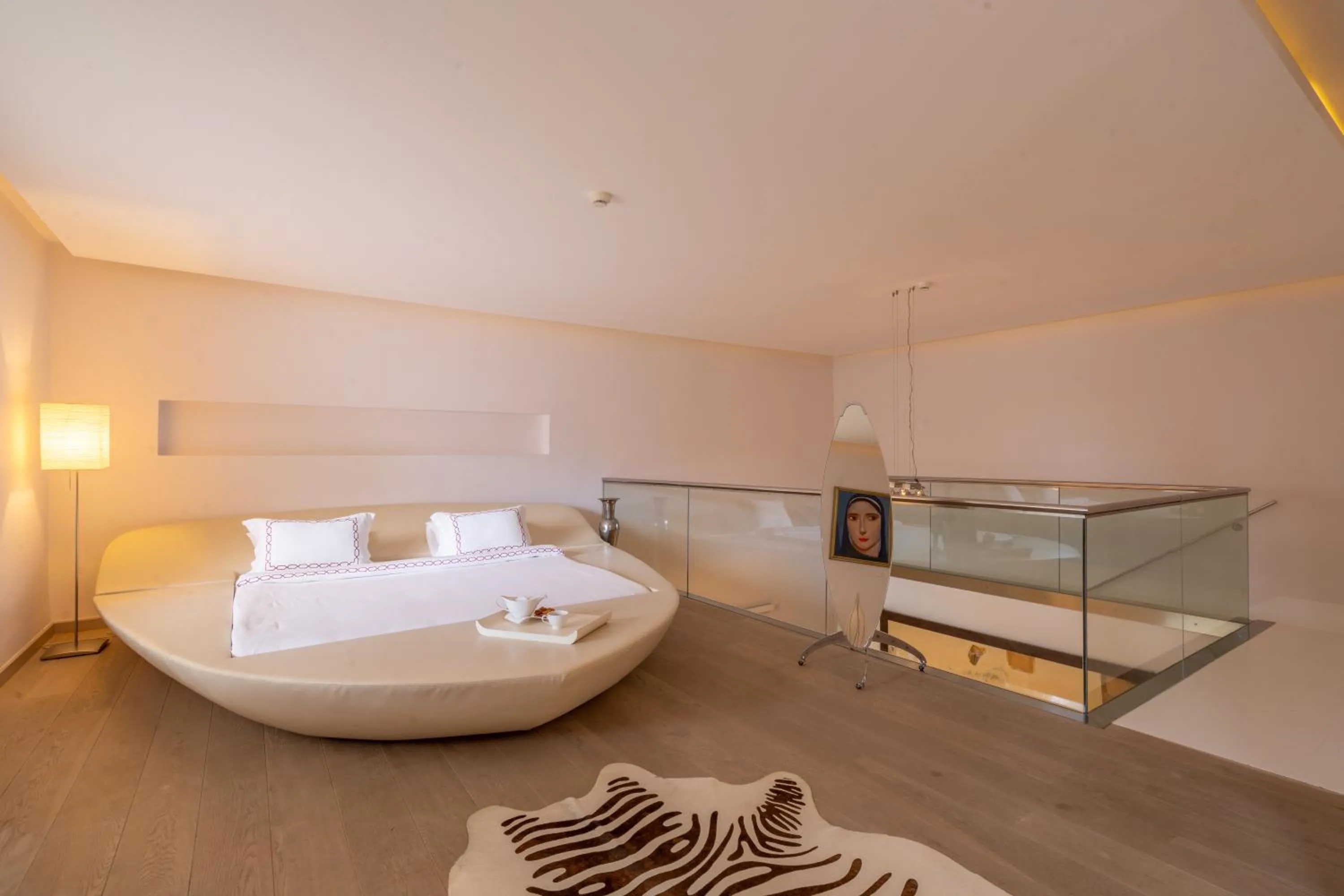 Bed in Casa dell'Arte Hotel of Arts & Leisure