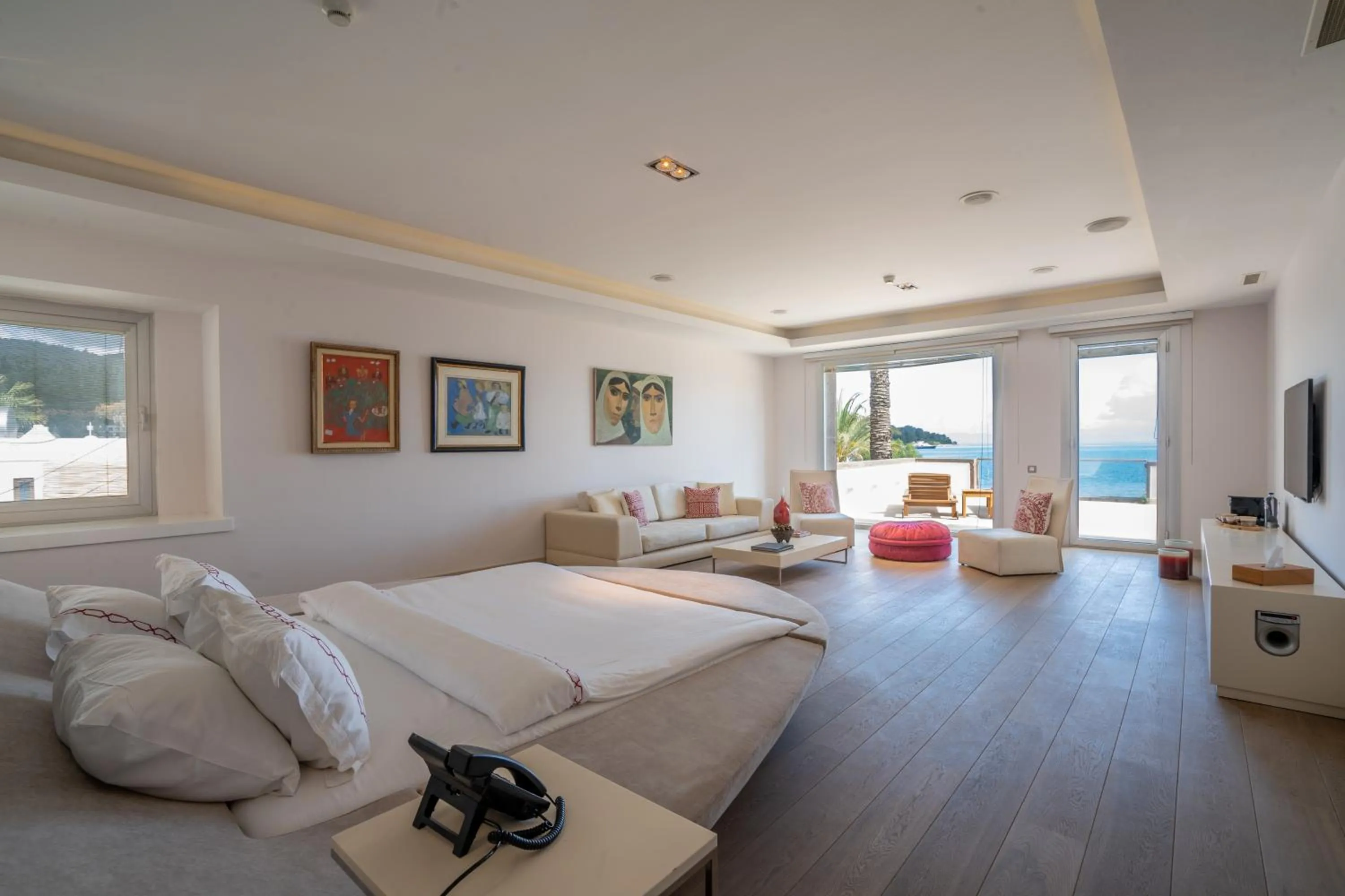 Photo of the whole room in Casa dell'Arte Hotel of Arts & Leisure