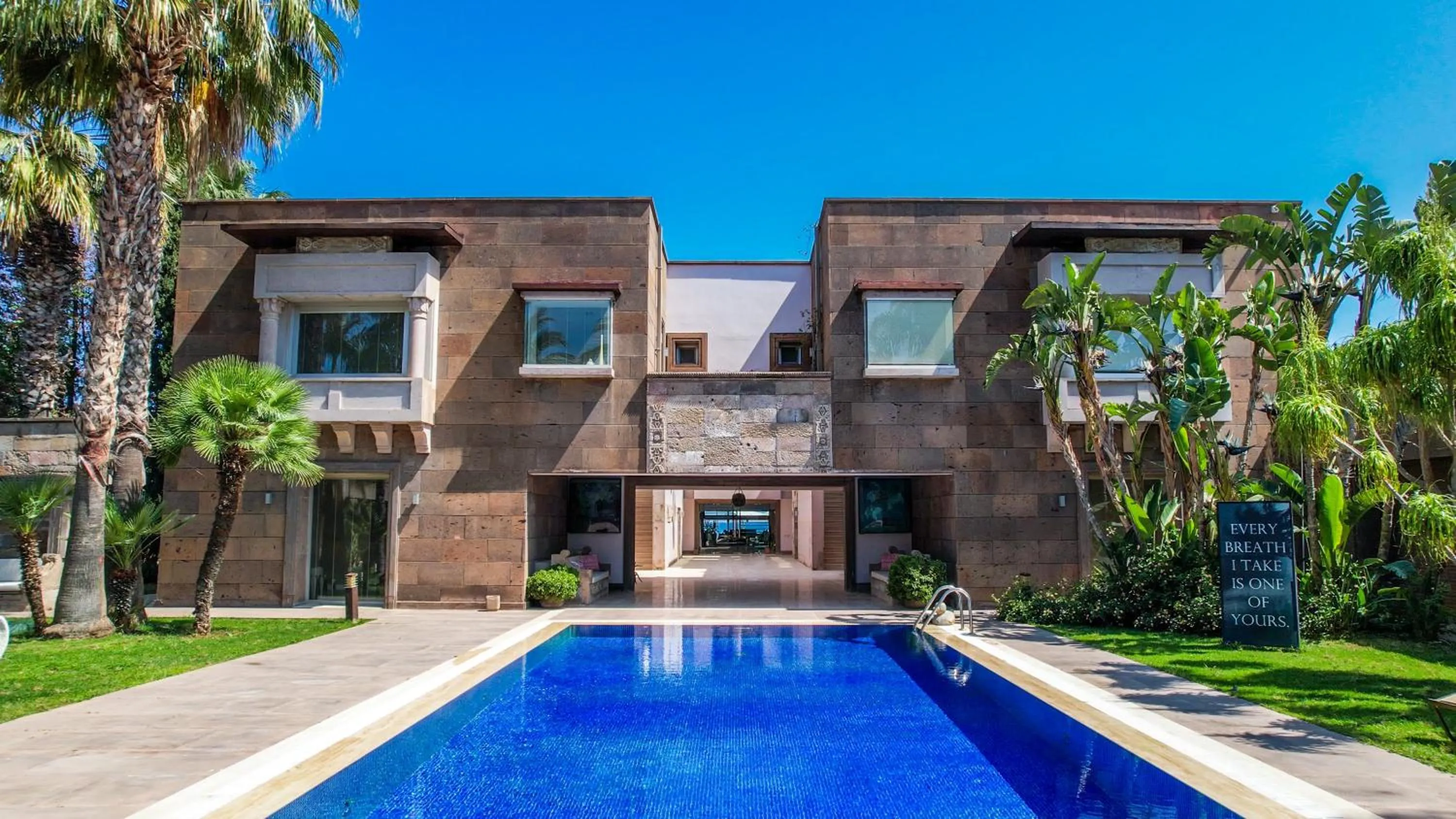 Swimming pool in Casa dell'Arte Hotel of Arts & Leisure