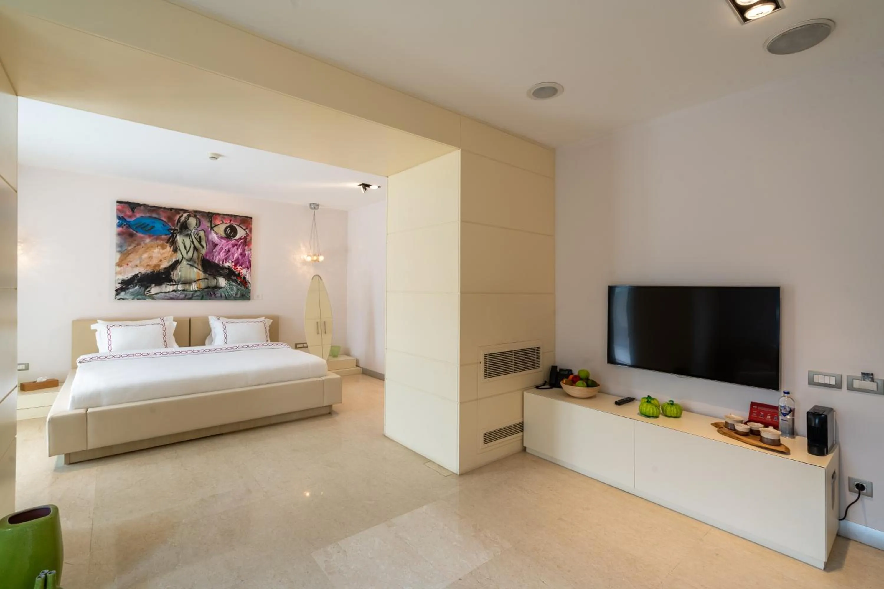 Bed in Casa dell'Arte Hotel of Arts & Leisure