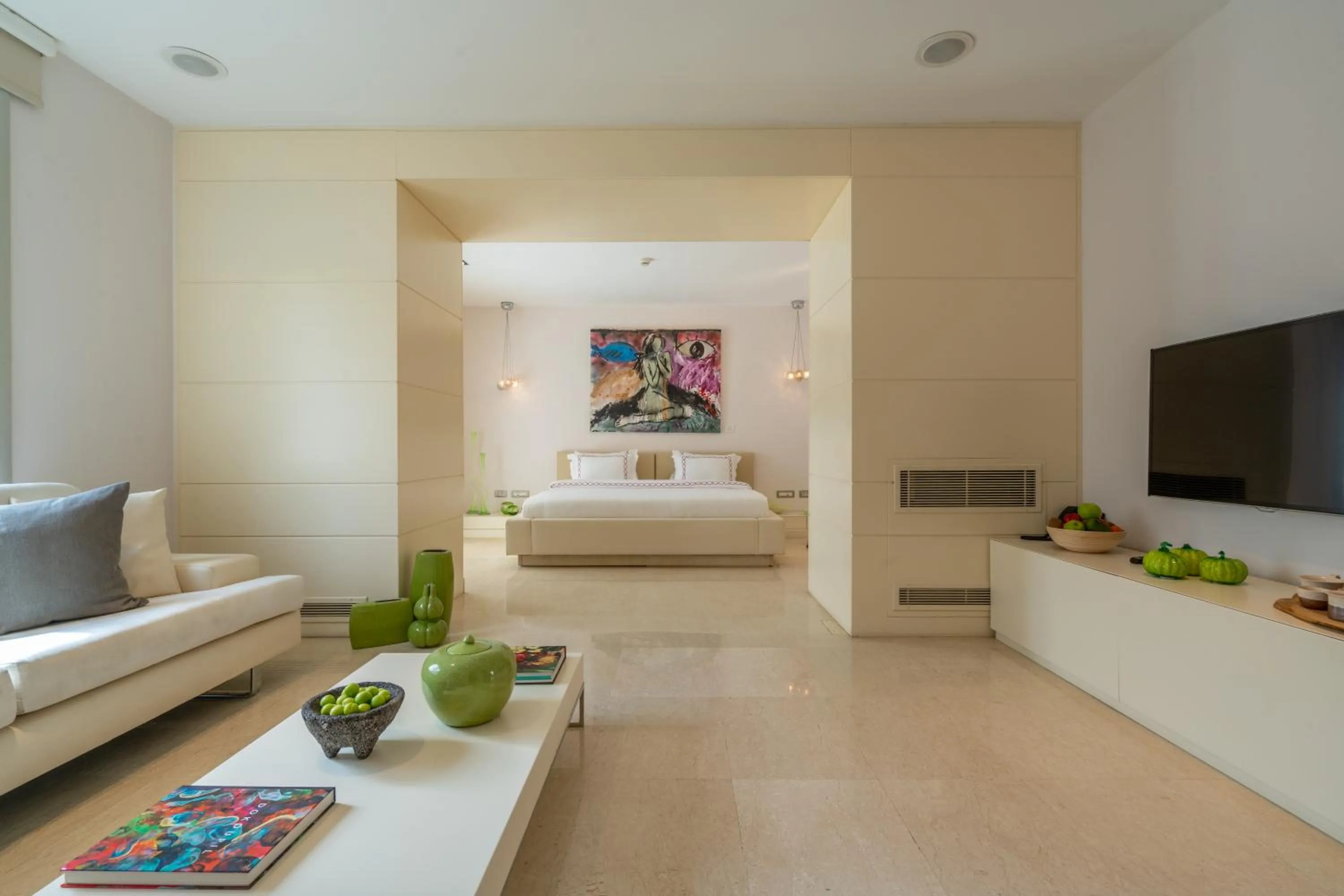 Communal lounge/ TV room in Casa dell'Arte Hotel of Arts & Leisure