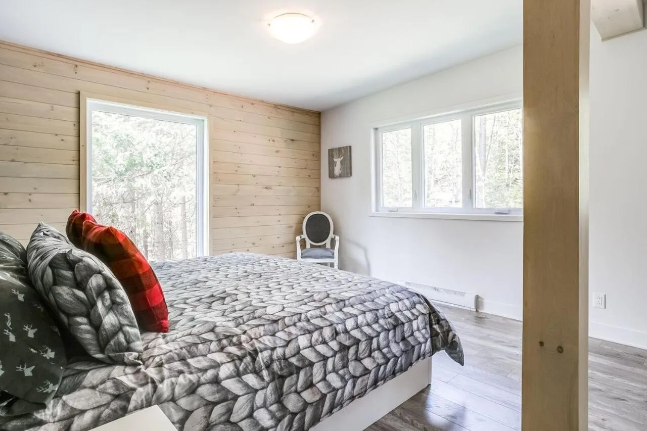 Bed in Le Grand Shack- Locations du Sommet