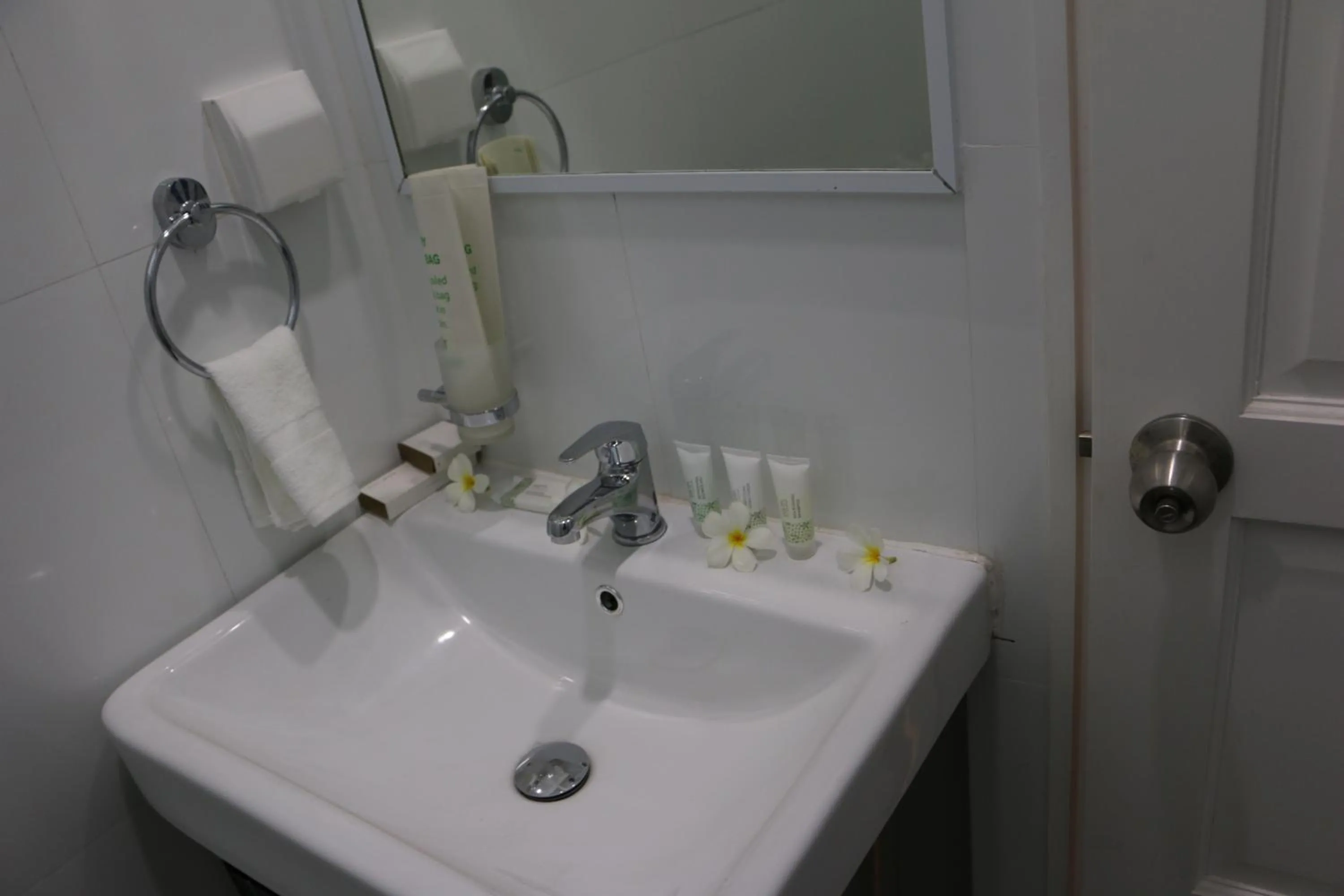 Bathroom in Scuba Inn