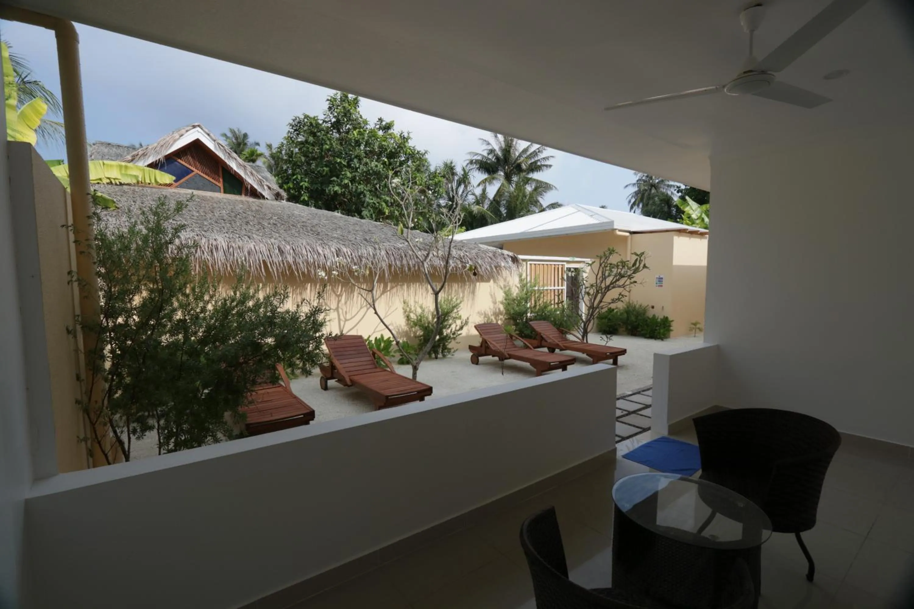 Seating area in Scuba Inn