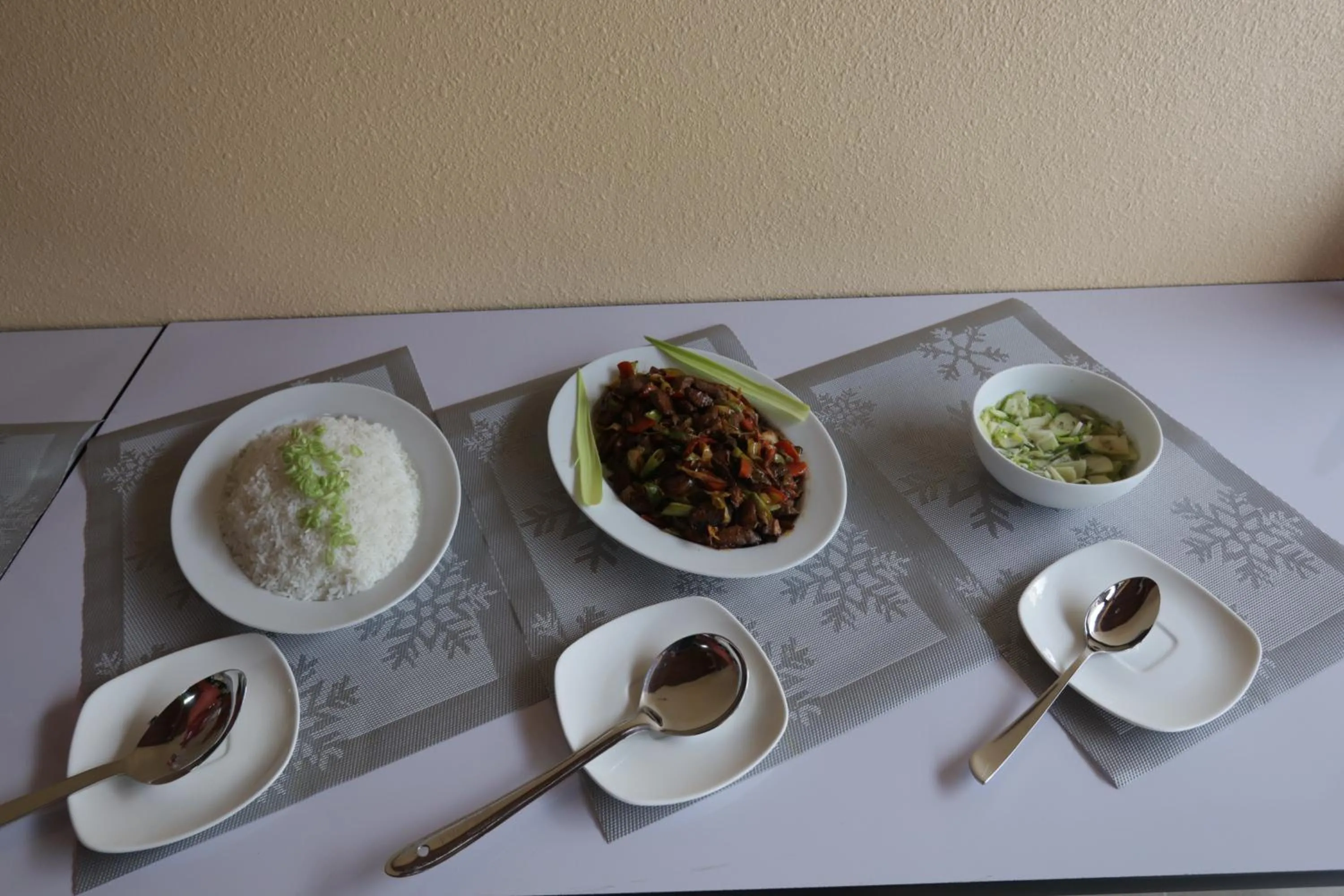Meals in Scuba Inn