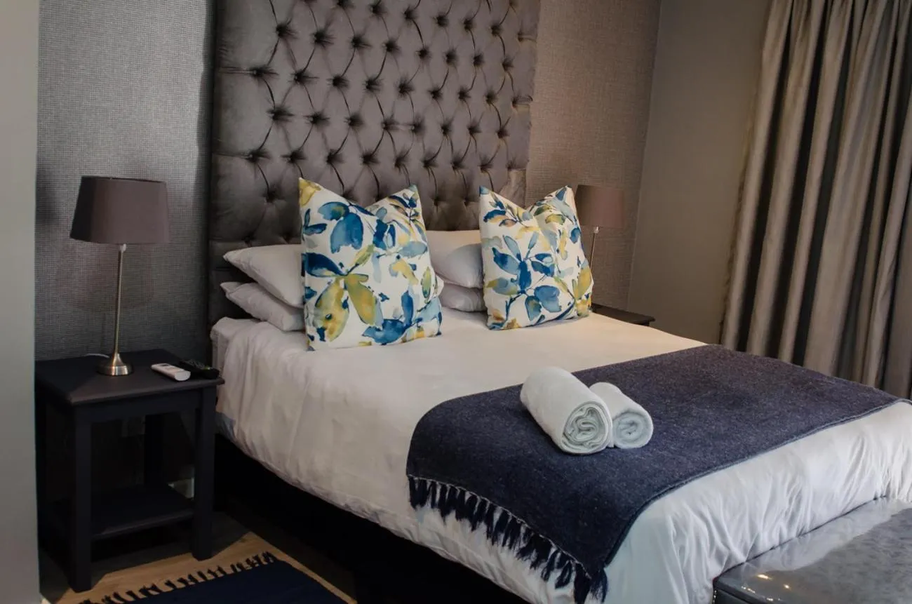 Photo of the whole room, Bed in The Royal Guest House