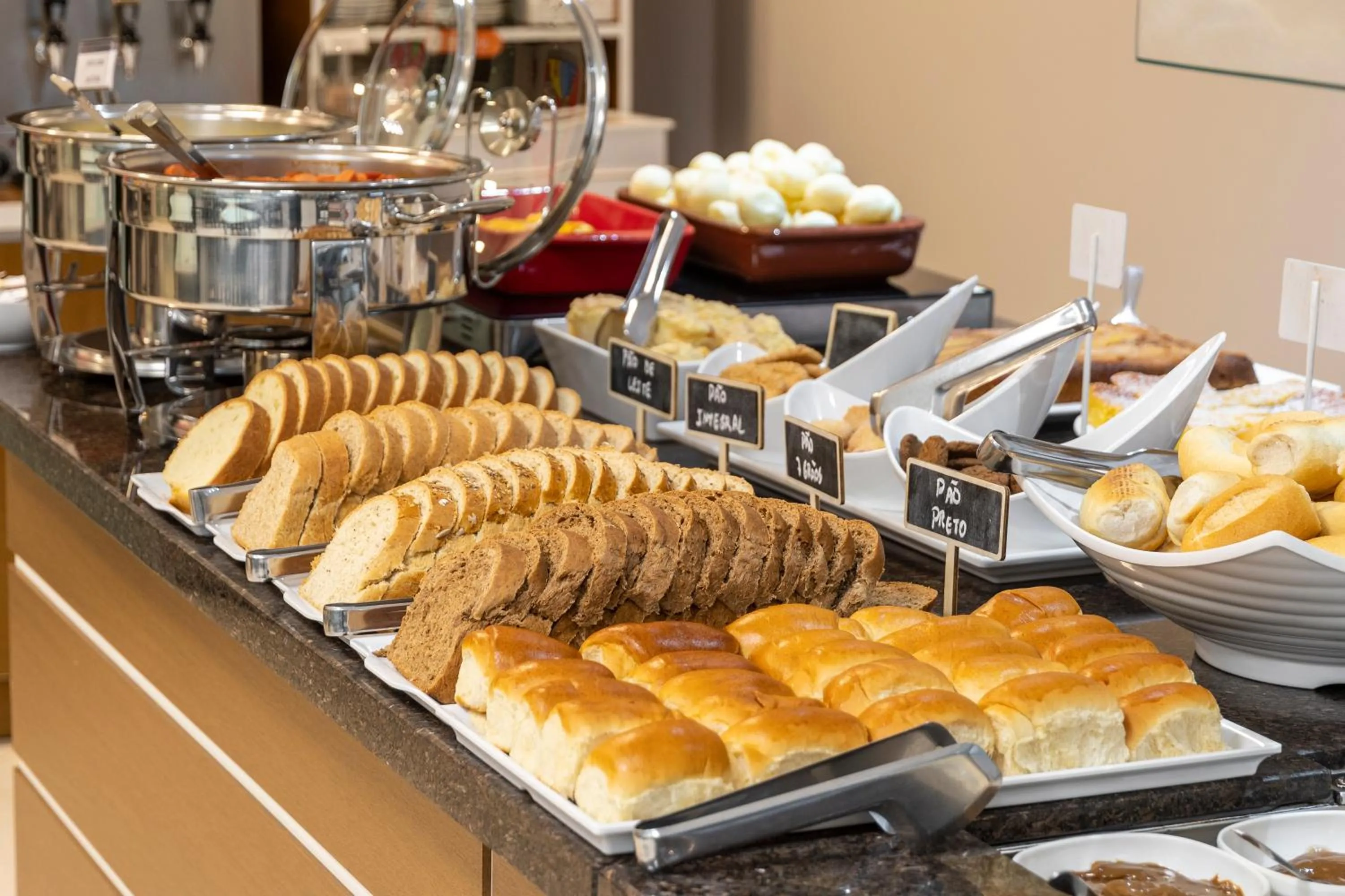 Buffet breakfast in Hotel Negrini