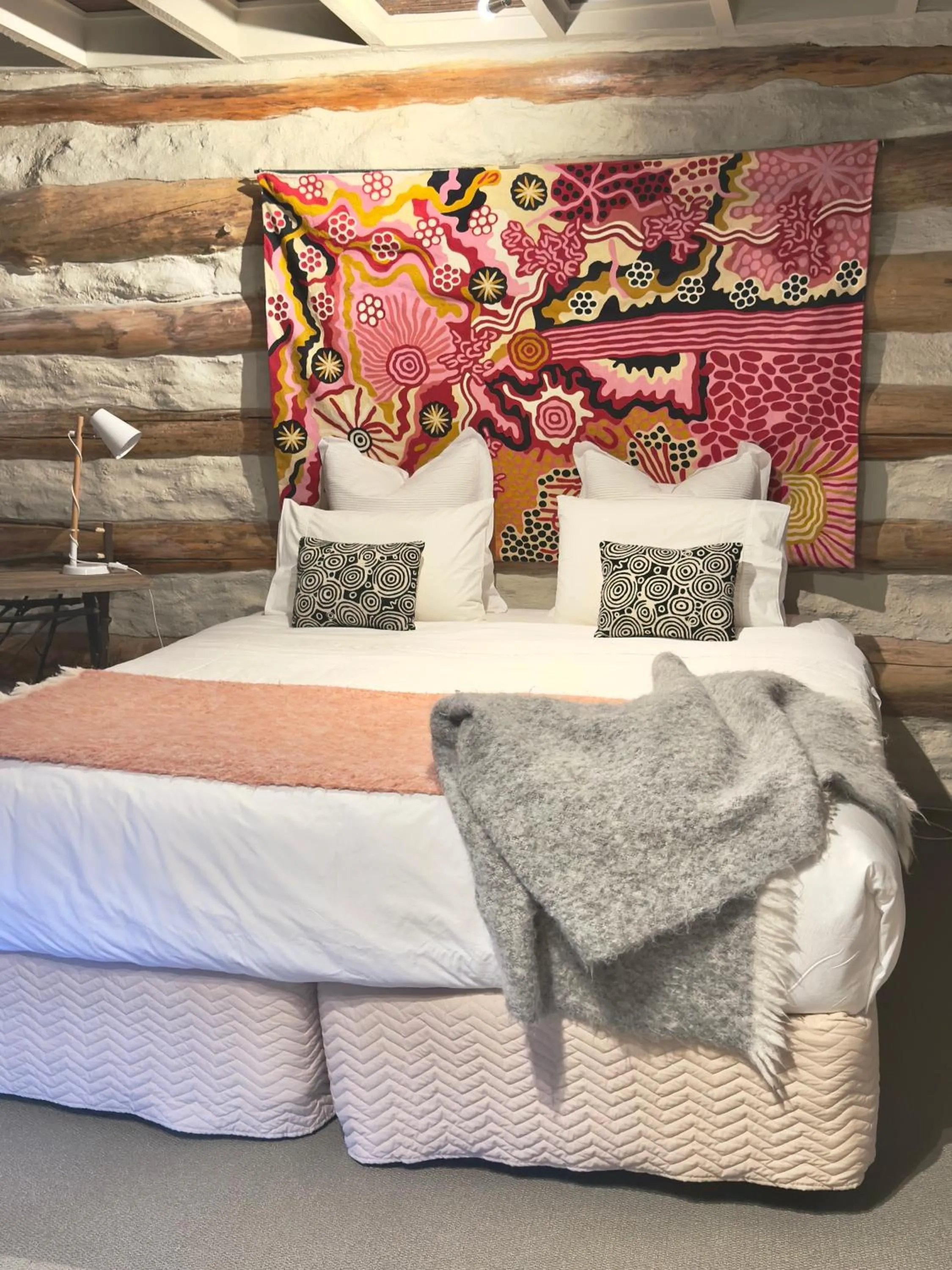 Bedroom, Bed in Planetrees Estate