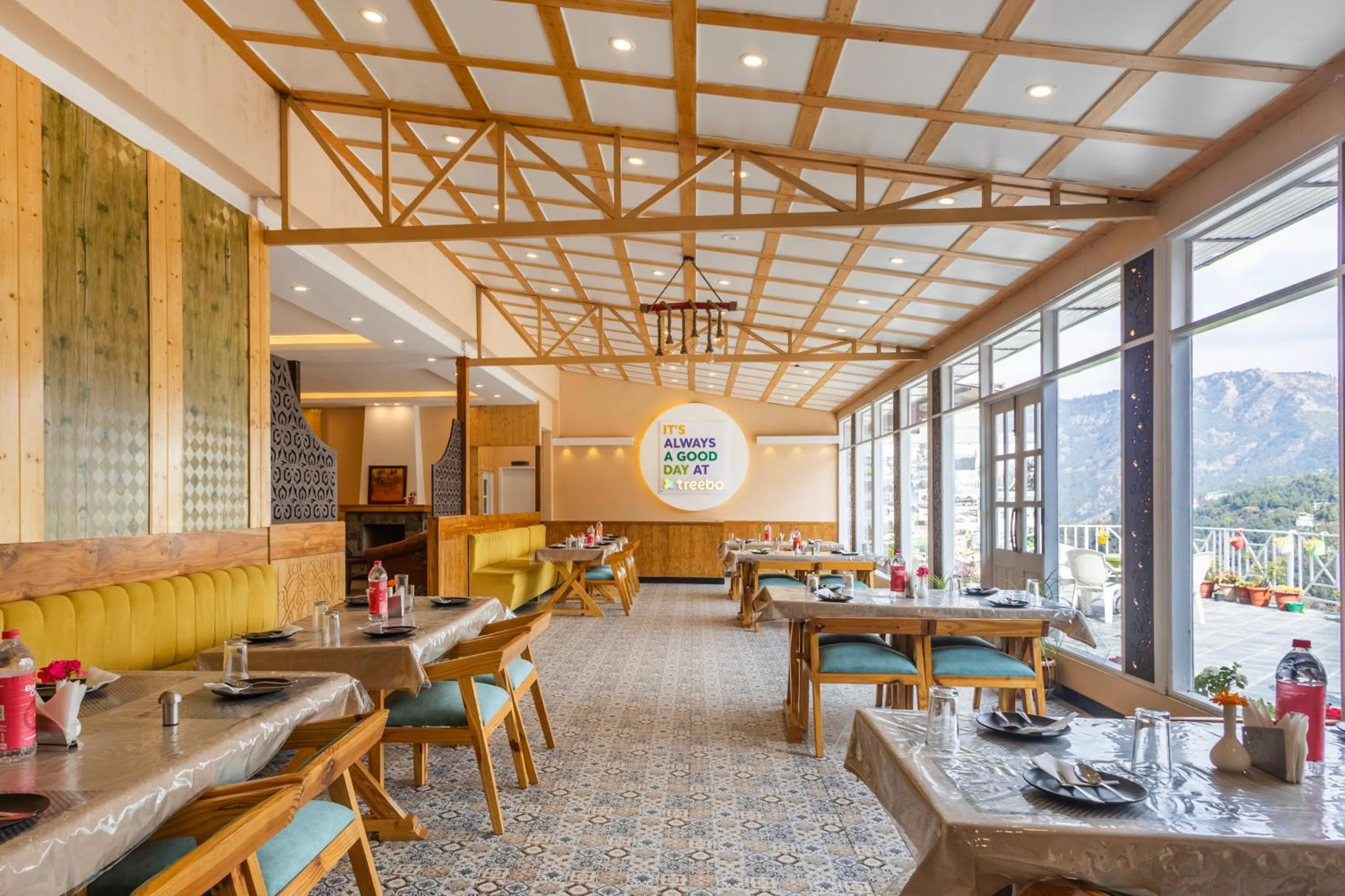 Restaurant/places to eat in Treebo Lords Garden Glory With Centralised Heating