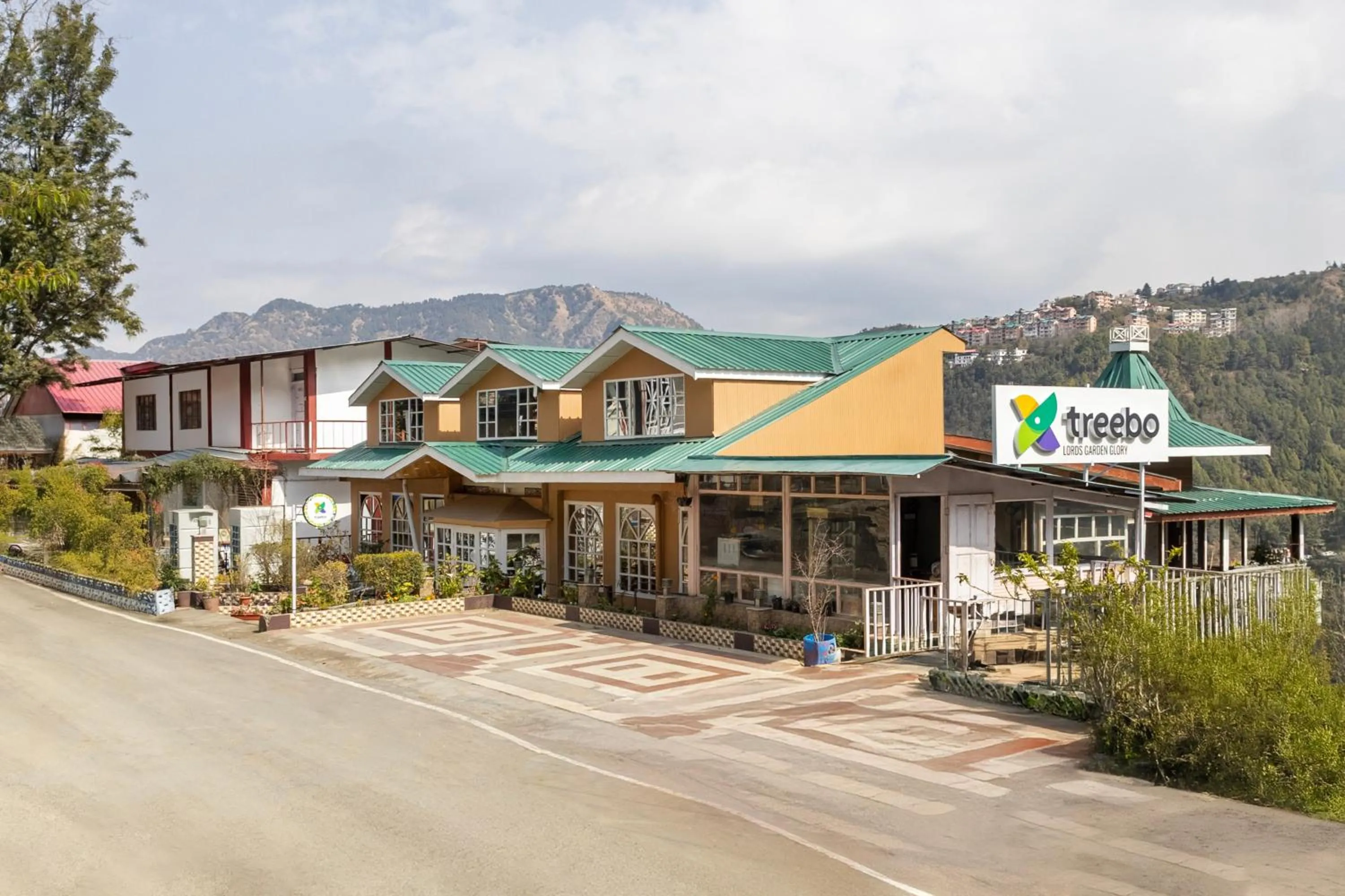 Property building in Treebo Lords Garden Glory With Centralised Heating