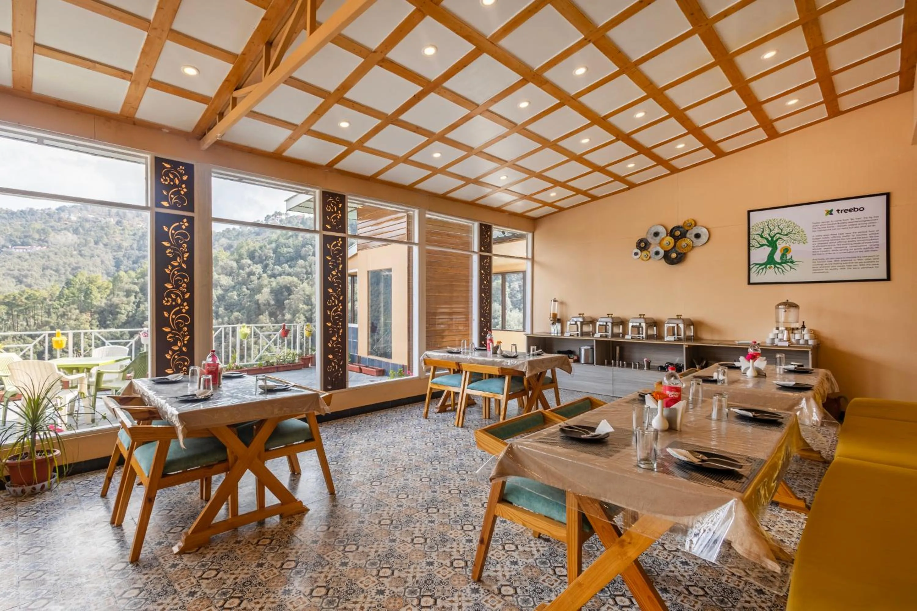 Restaurant/places to eat in Treebo Lords Garden Glory With Centralised Heating