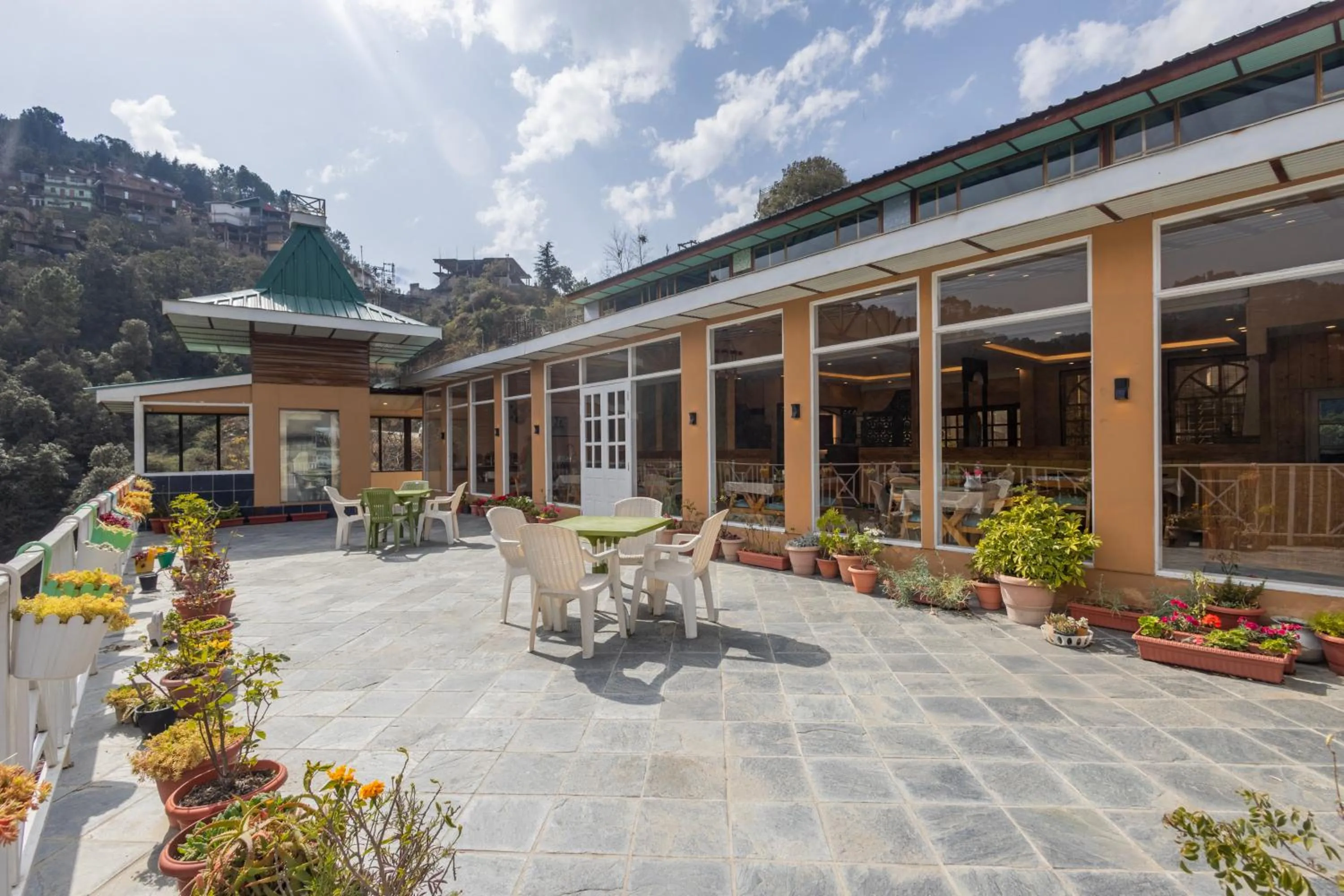 Patio in Treebo Lords Garden Glory With Centralised Heating