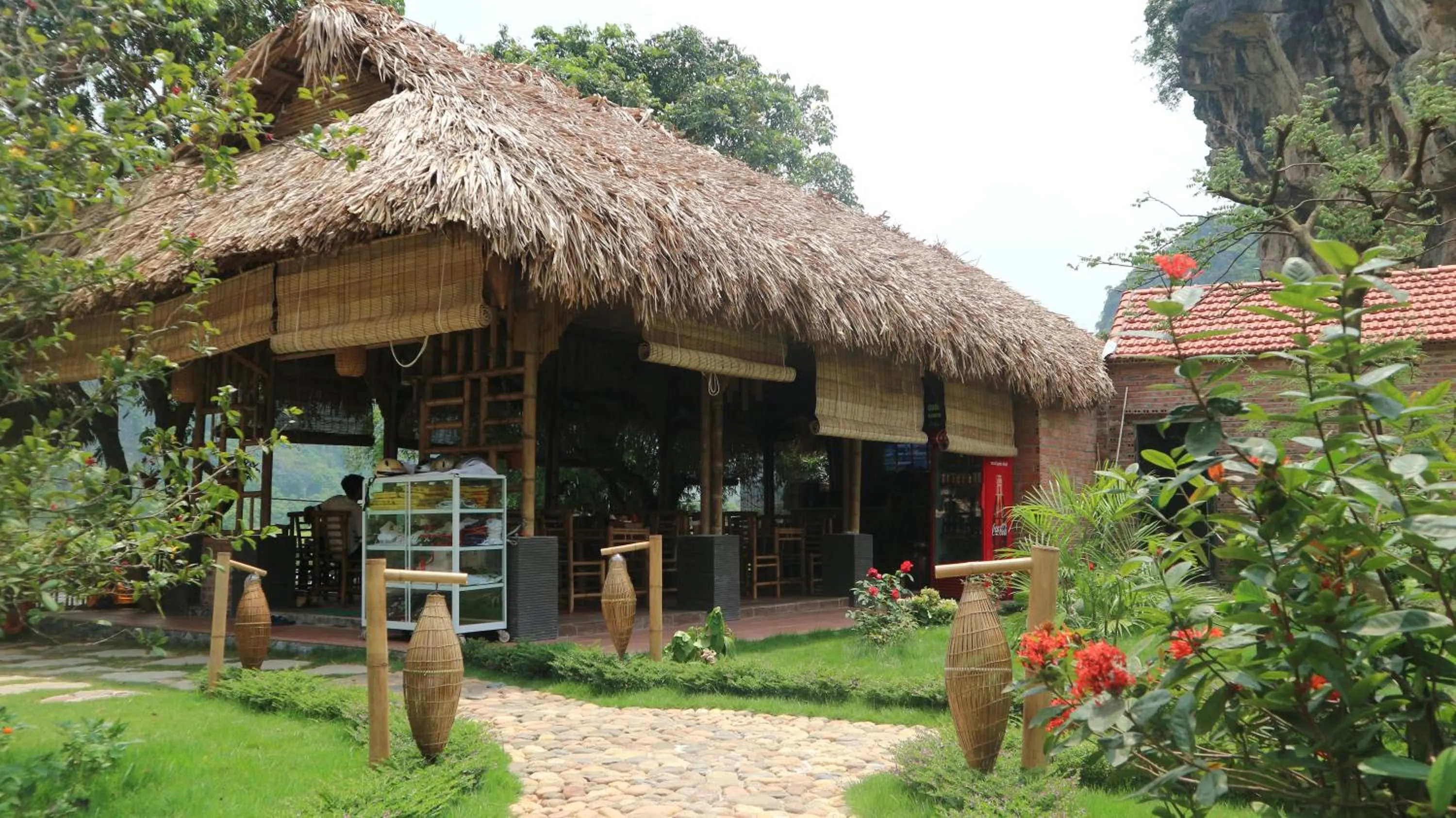 Garden in Quoc Khanh Bamboo Homestay