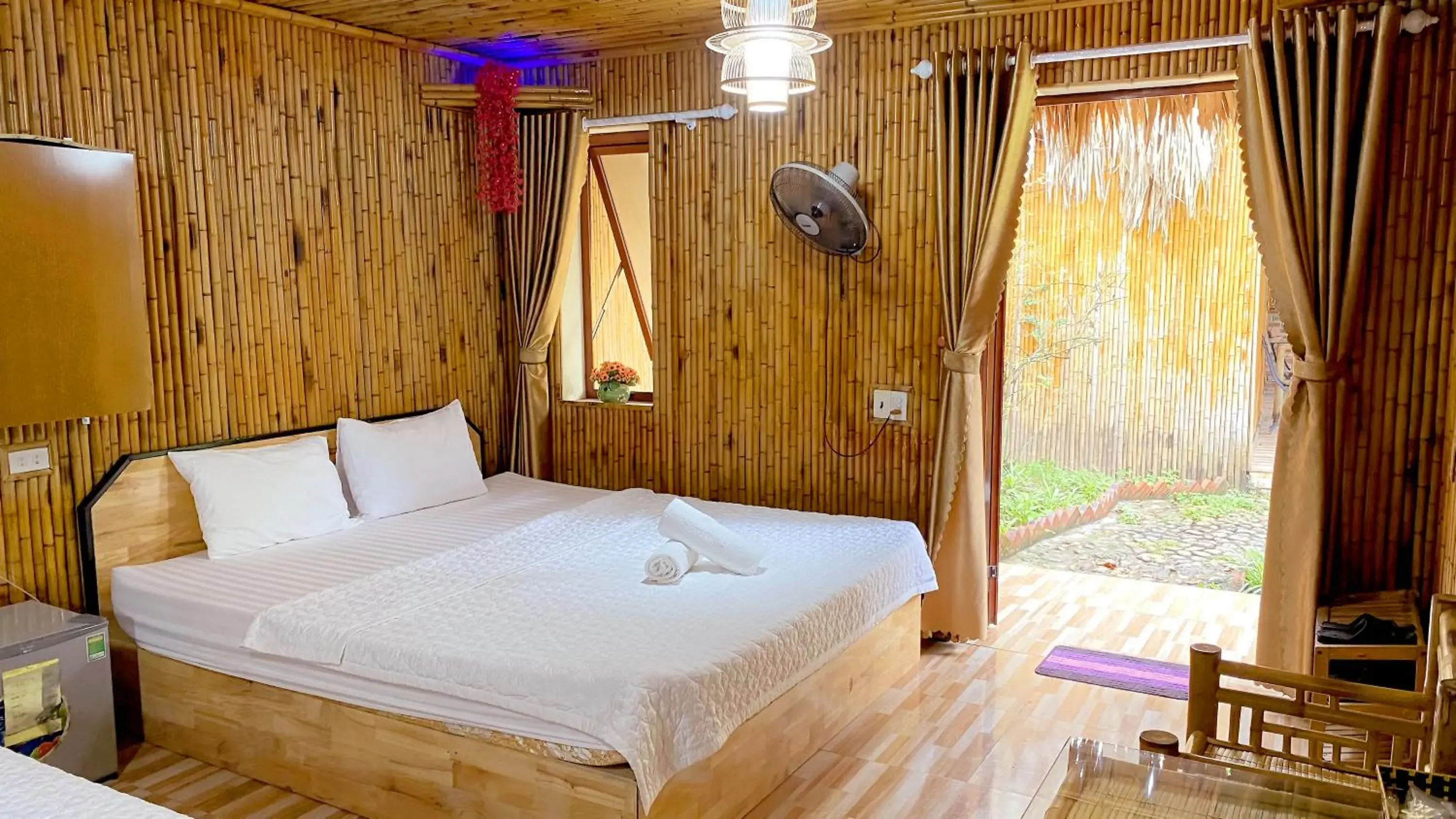 Quadruple Room with Mountain View in Quoc Khanh Bamboo Homestay Quadruple Room with Mountain View in Quoc Khanh Bamboo Homestay