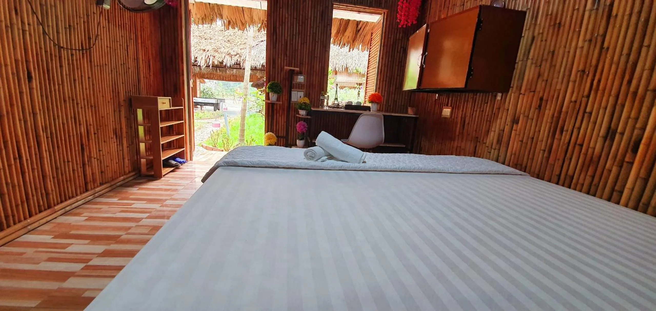 Bed in Quoc Khanh Bamboo Homestay
