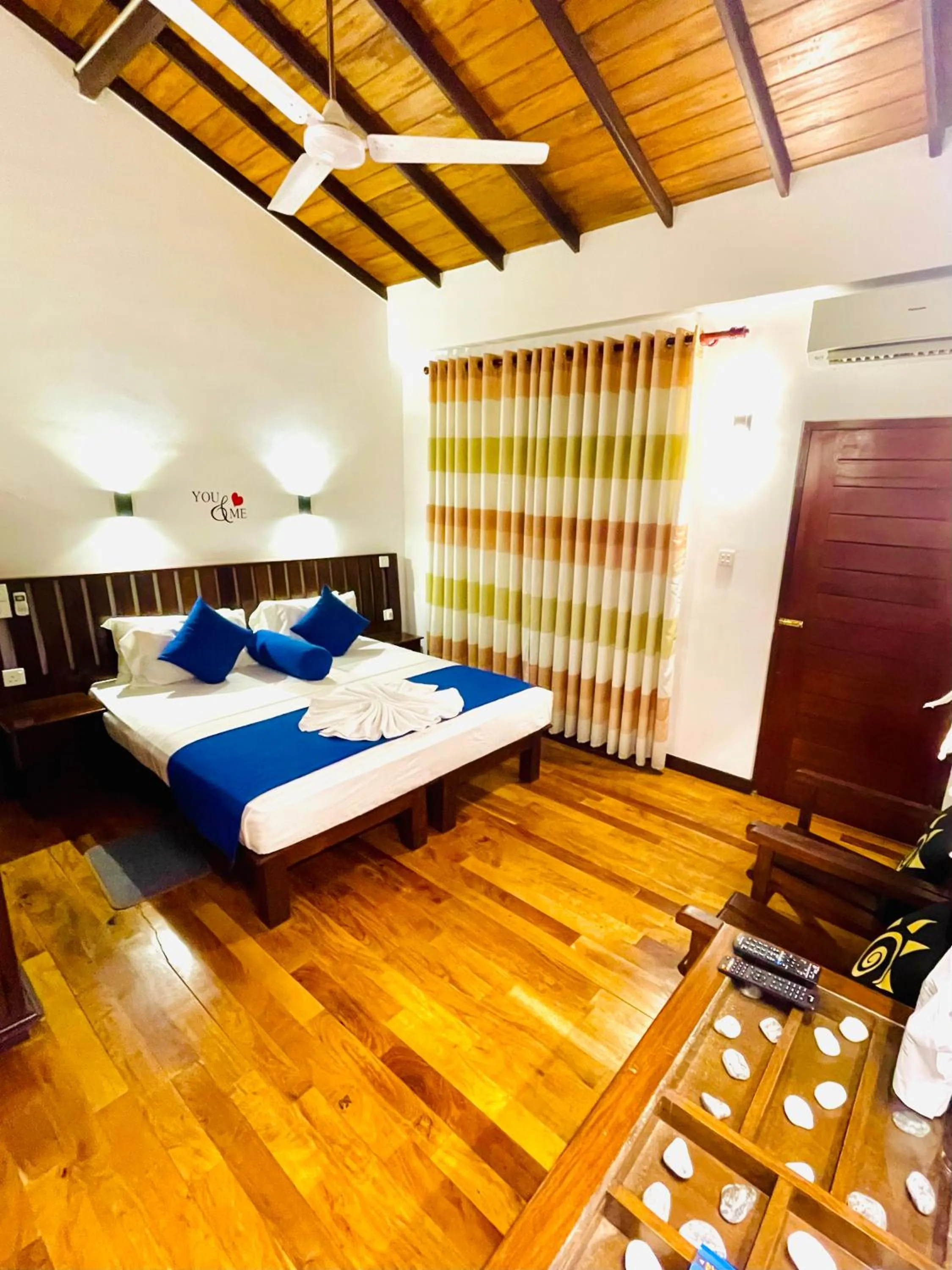 Bed in Cozy Sea view Inn