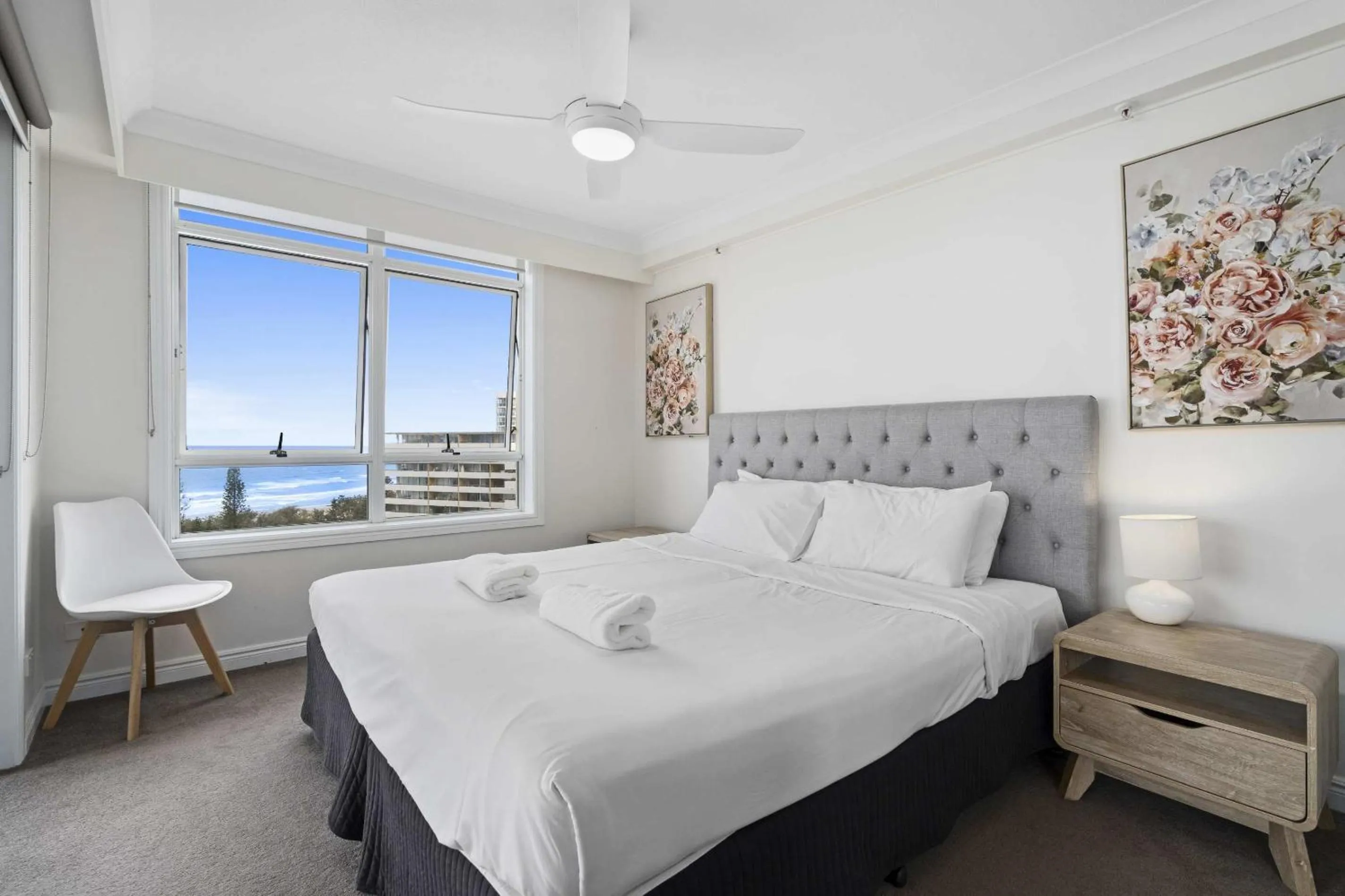 Bed in Moroccan Resort - HR Surfers Paradise