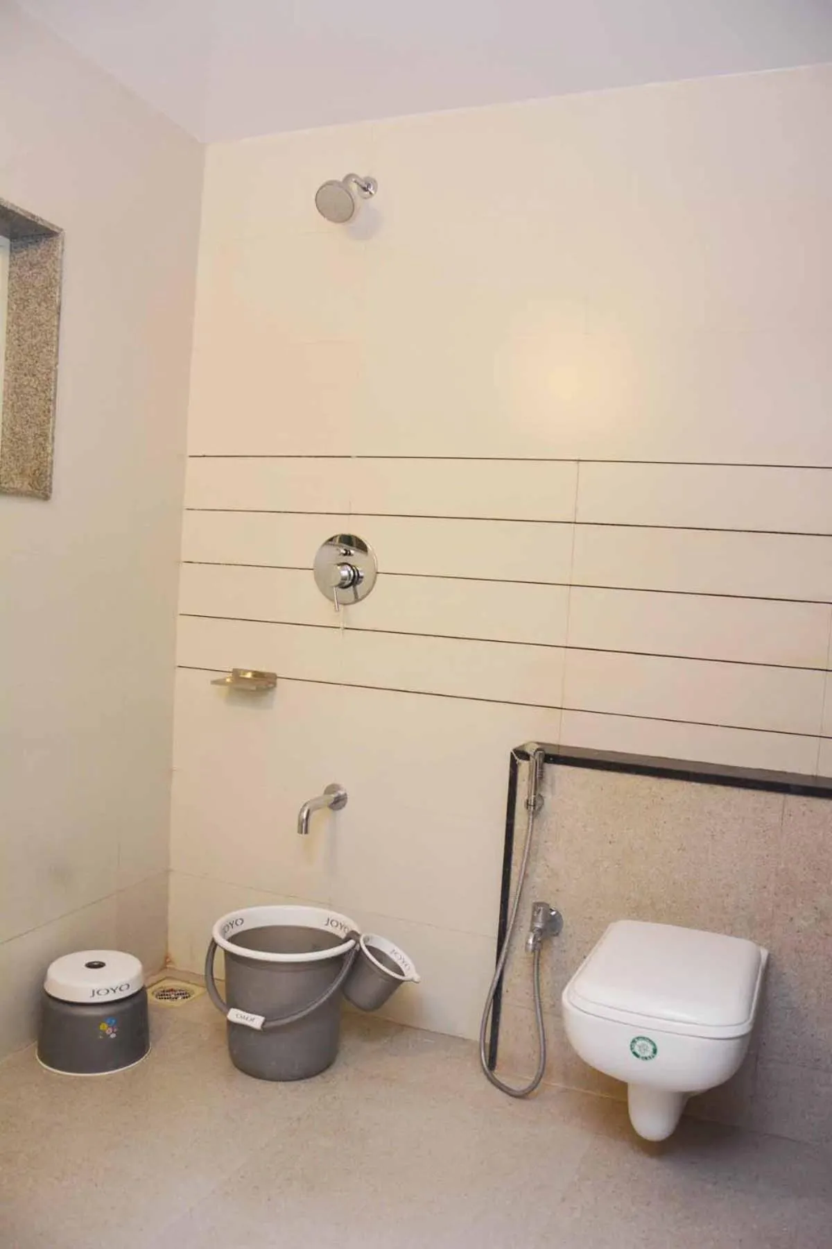 Toilet in Central Inn, Kolhapur