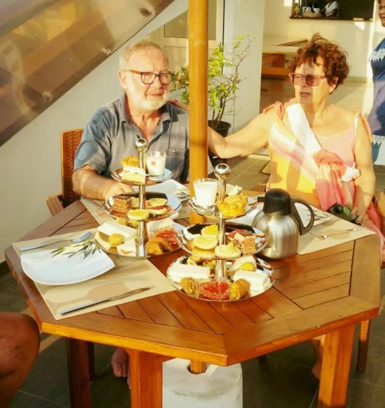 group of guests in El Corazon De Hikkaduwa