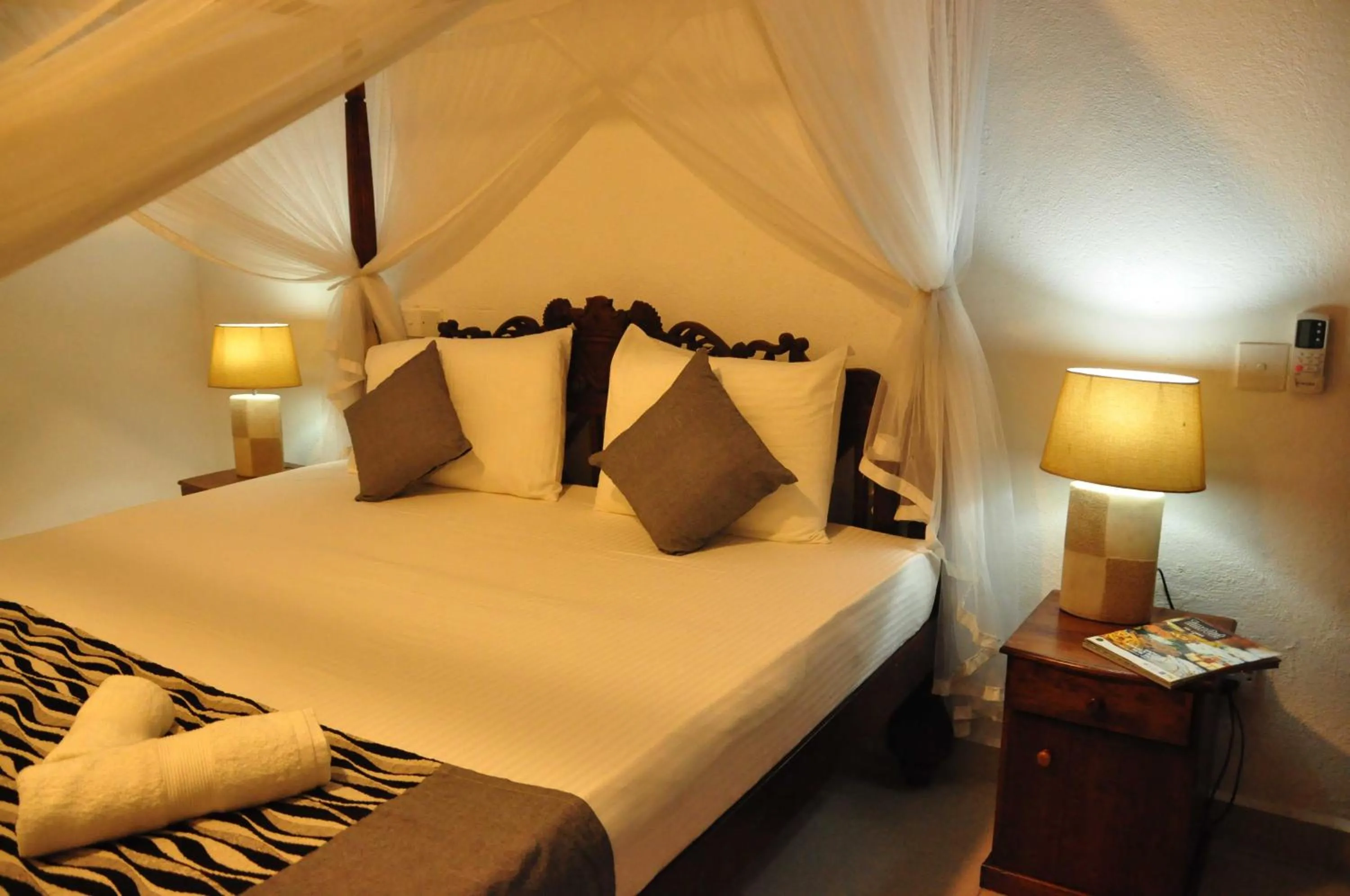 Bedroom, Bed in El Corazon De Hikkaduwa