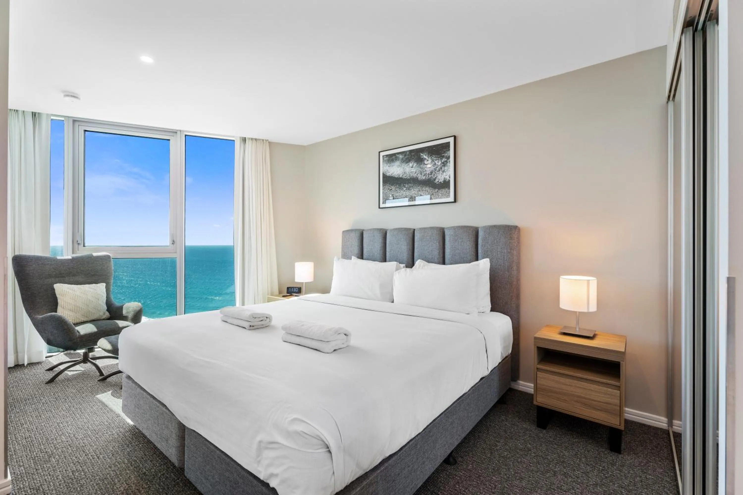 Bedroom, Bed in Orchid Residences - HR Surfers Paradise