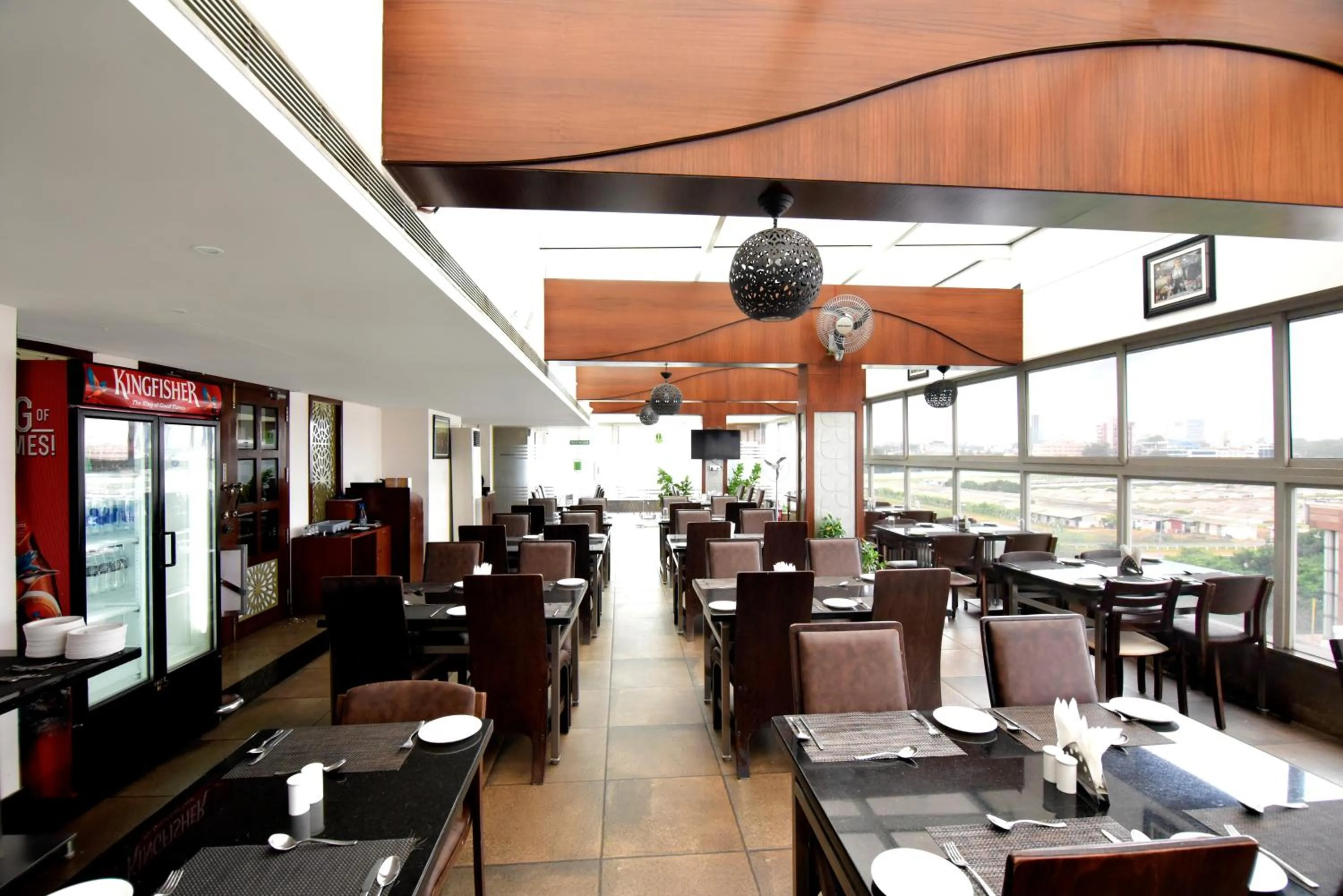 Restaurant/places to eat in I V Sanctum Hotel