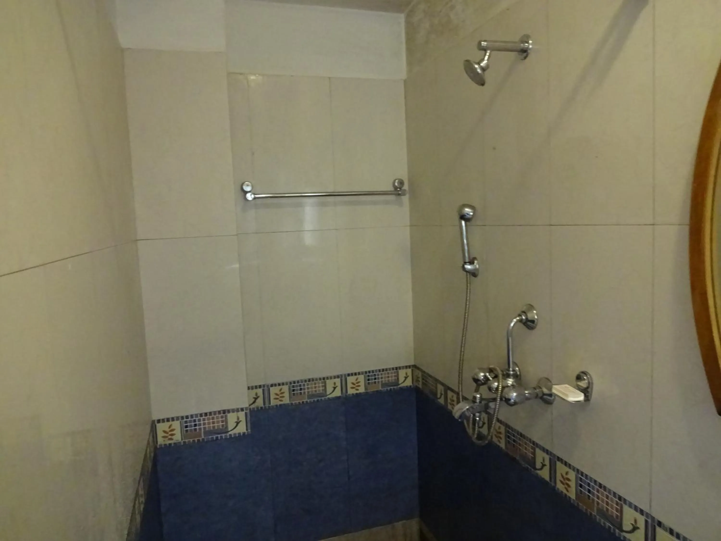 Jain Group Hotel Royal Residency