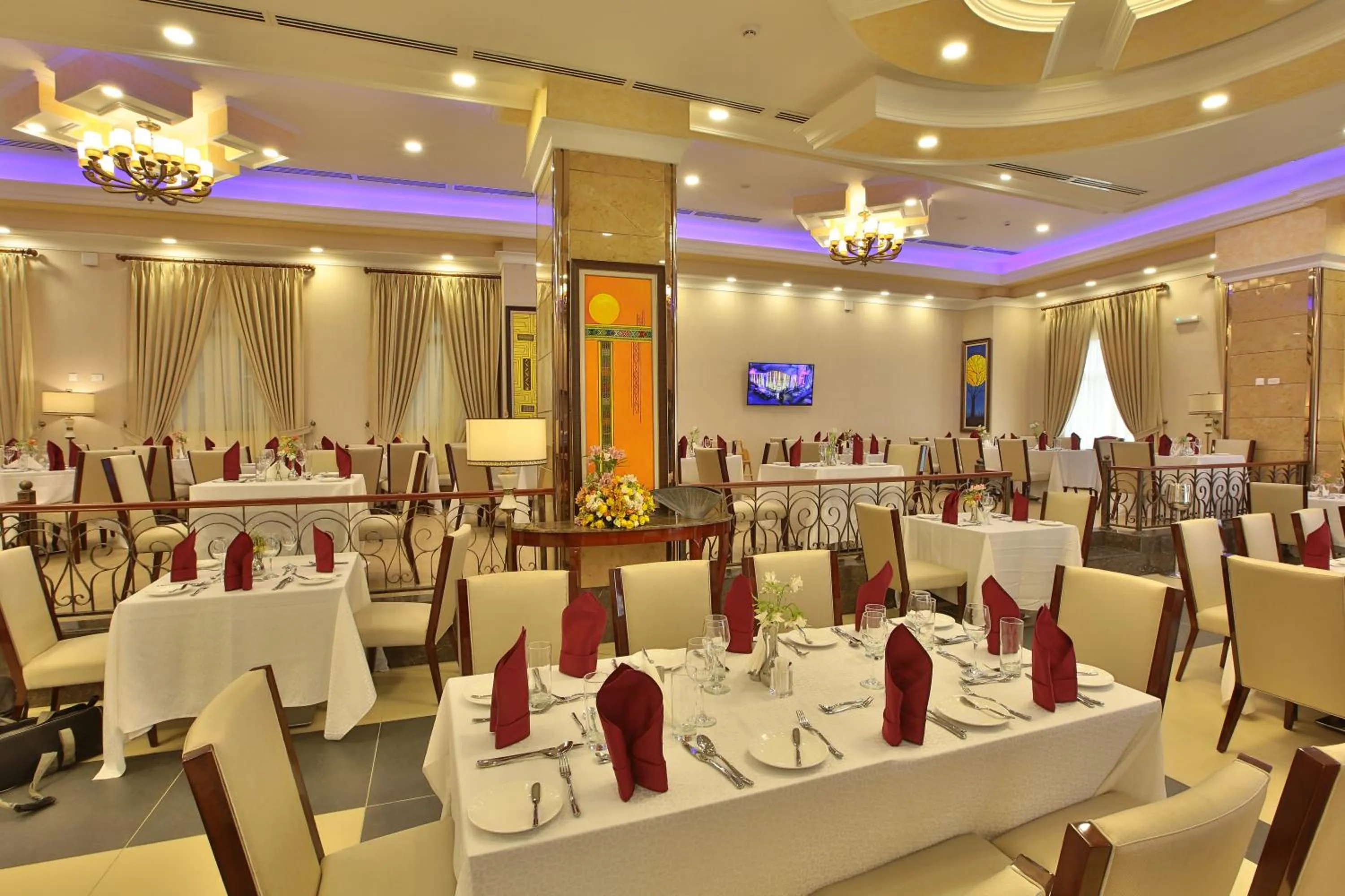 Restaurant/places to eat in Sapphire Addis