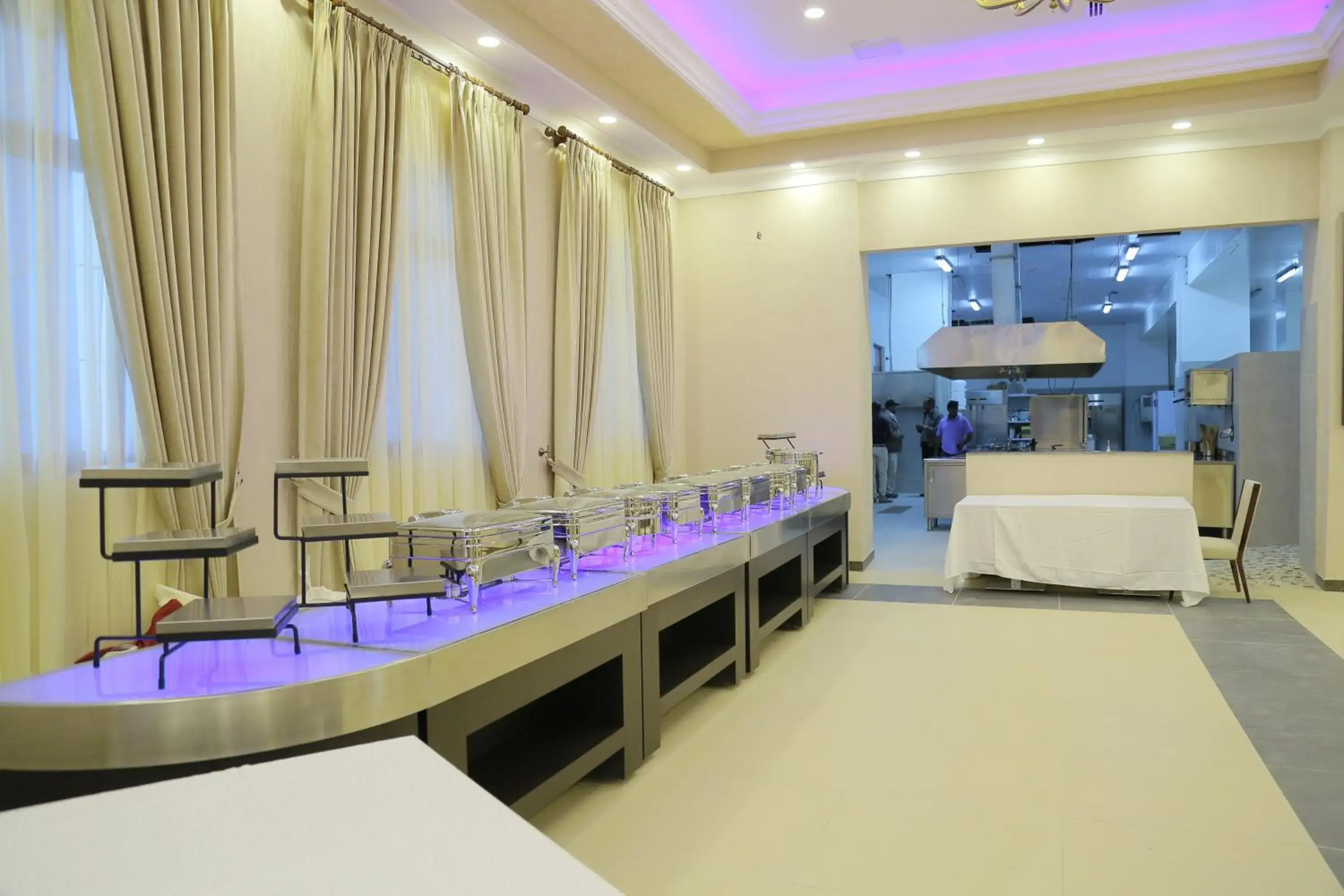 Restaurant/places to eat in Sapphire Addis Restaurant/places to eat in Sapphire Addis