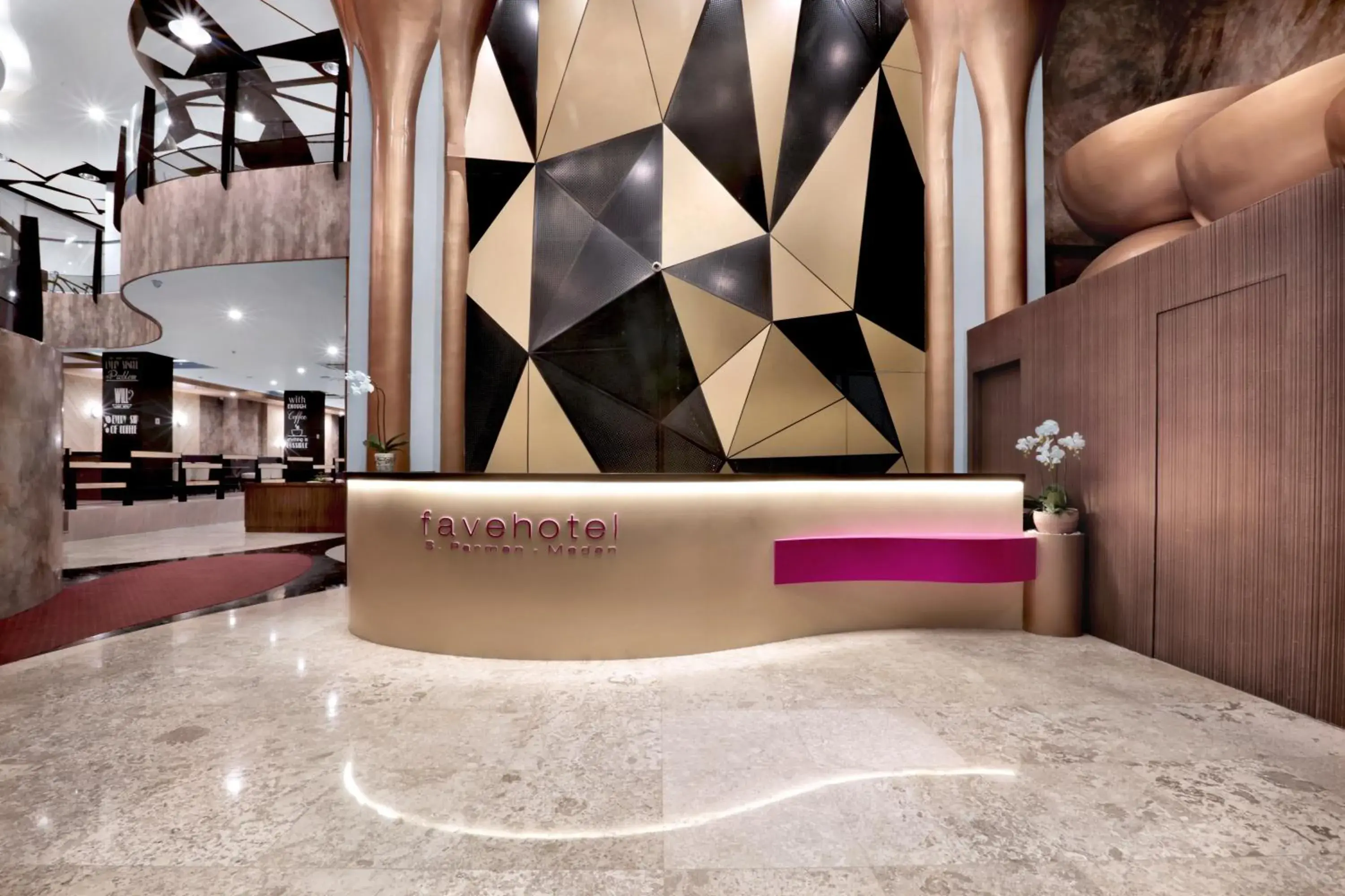 Lobby or reception in favehotel S. Parman Medan Lobby or reception in favehotel S. Parman Medan
