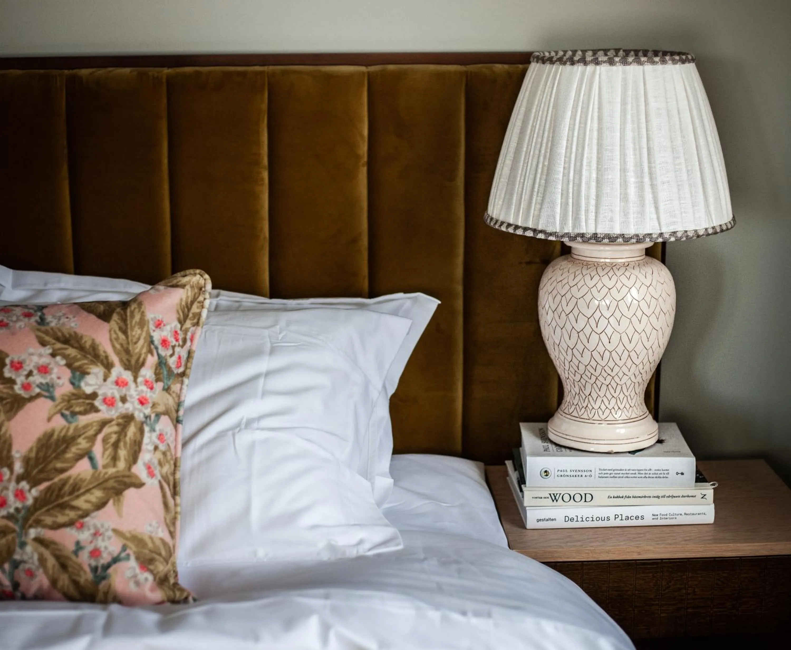 Bed in Elite Hotel Mårtenson