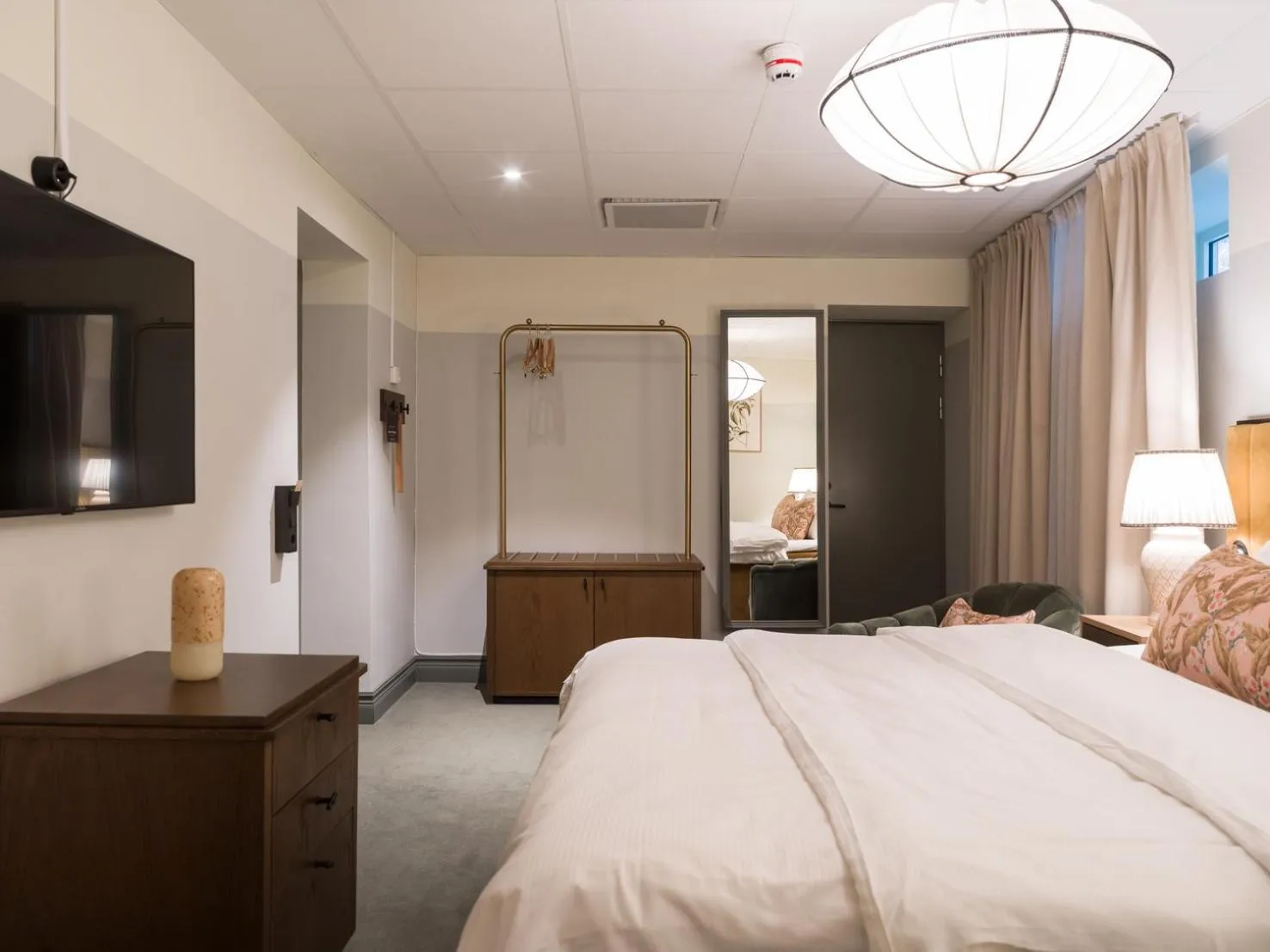 Bed in Elite Hotel Mårtenson