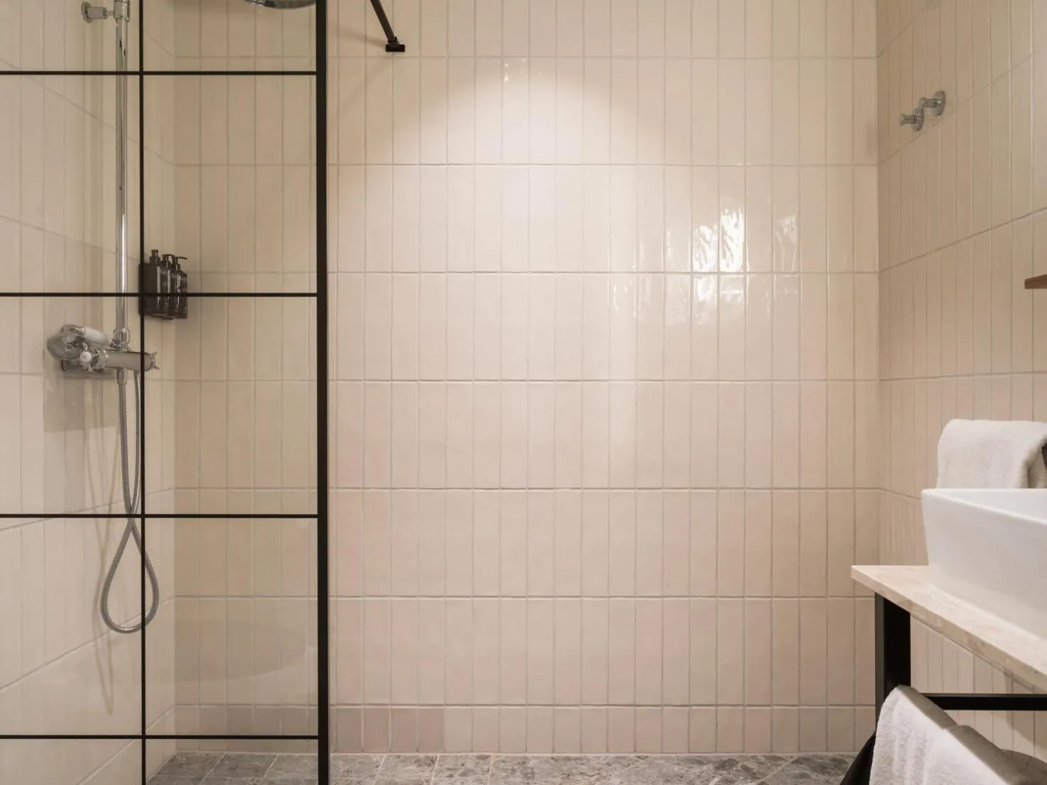 Shower in Elite Hotel Mårtenson